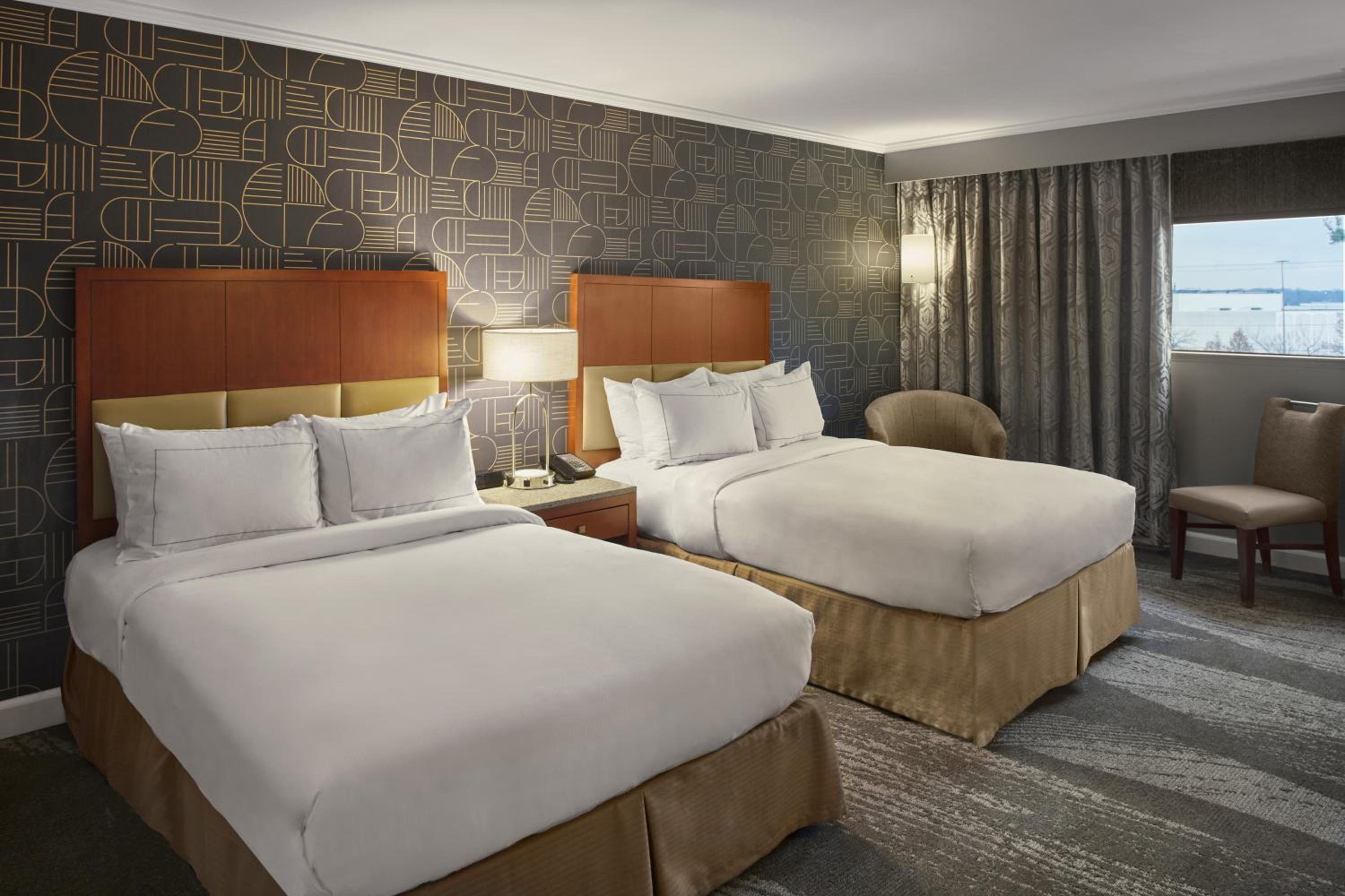 Double Room with Two Double Beds - Photo 5