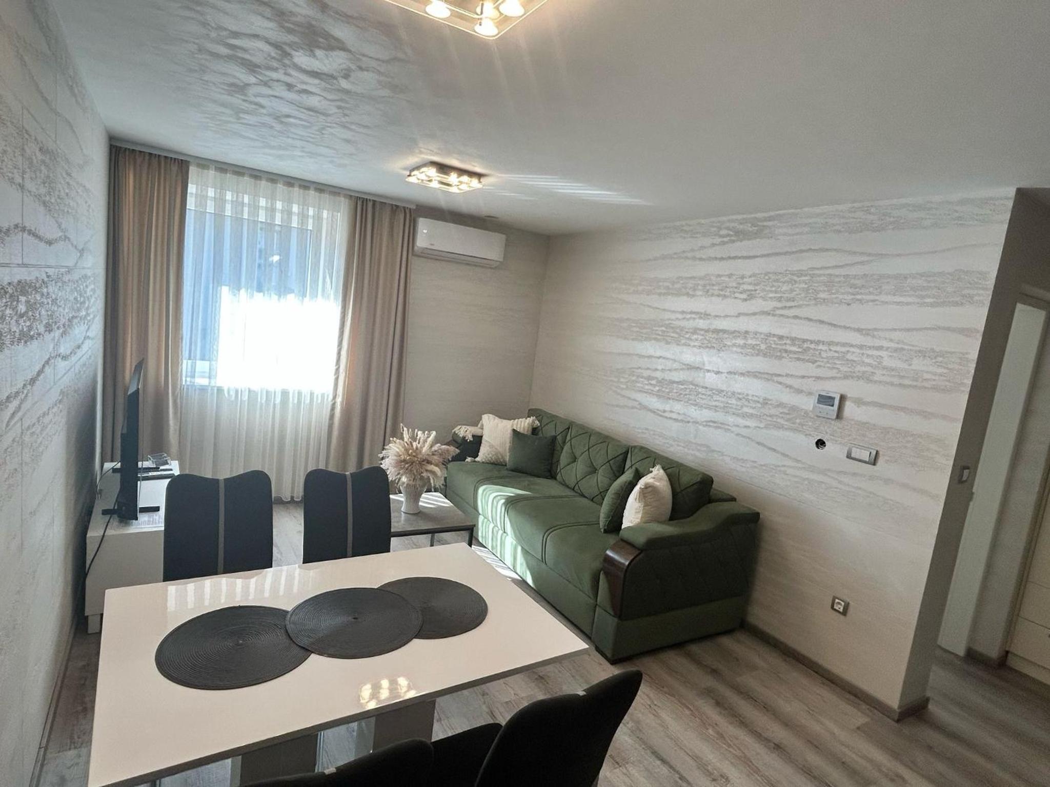 Two-Bedroom Deluxe Apartment