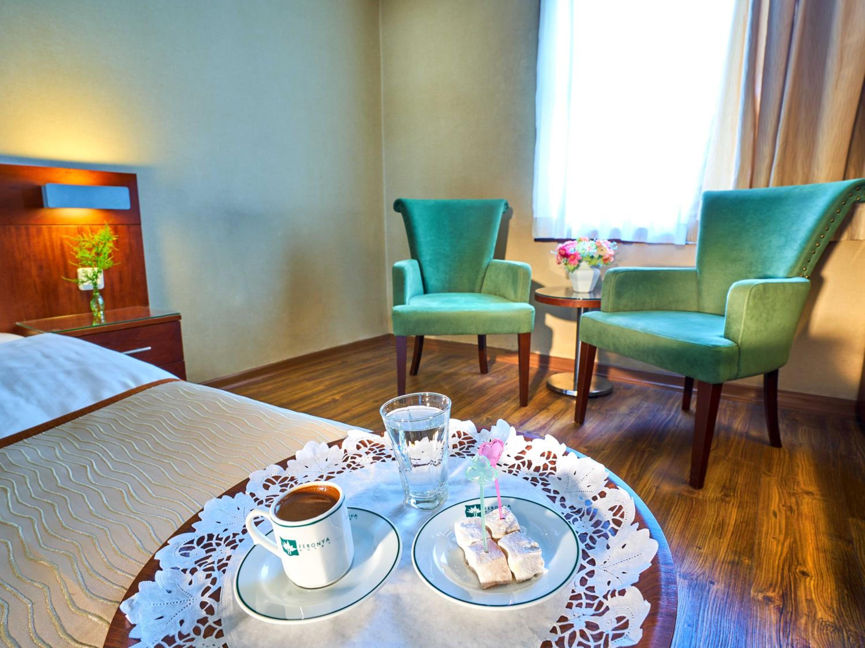 Standard Double or Twin Room photo 3
