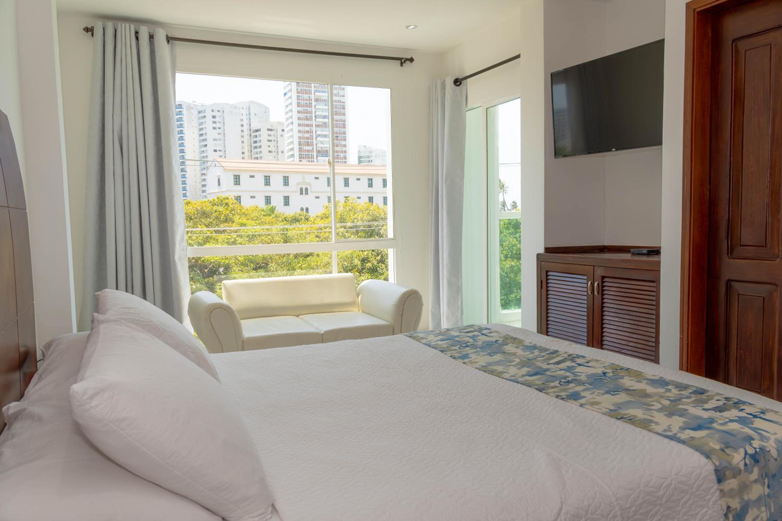 Deluxe Double Room - Photo 5