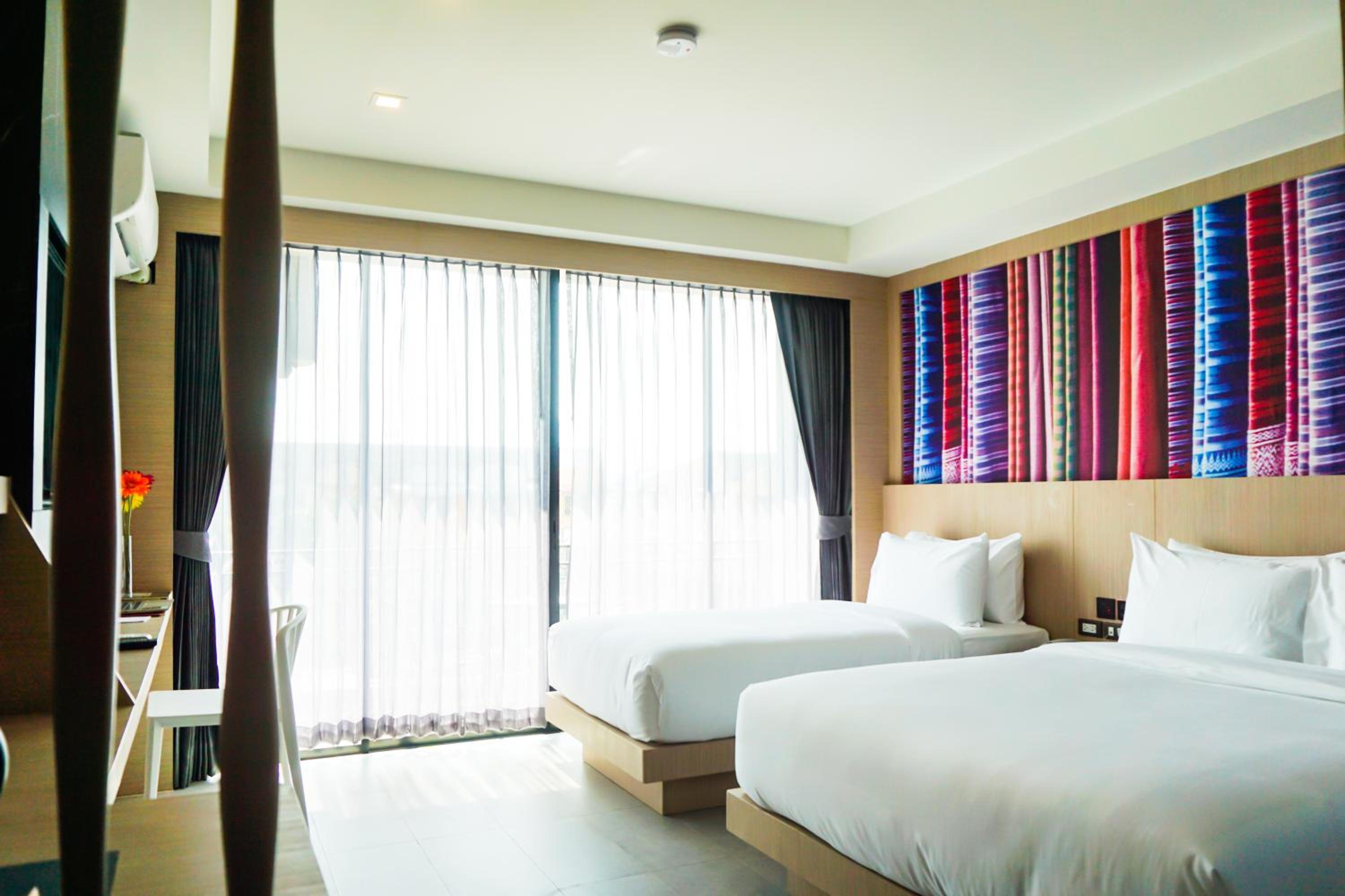 Superior Triple Room with City View photo 3