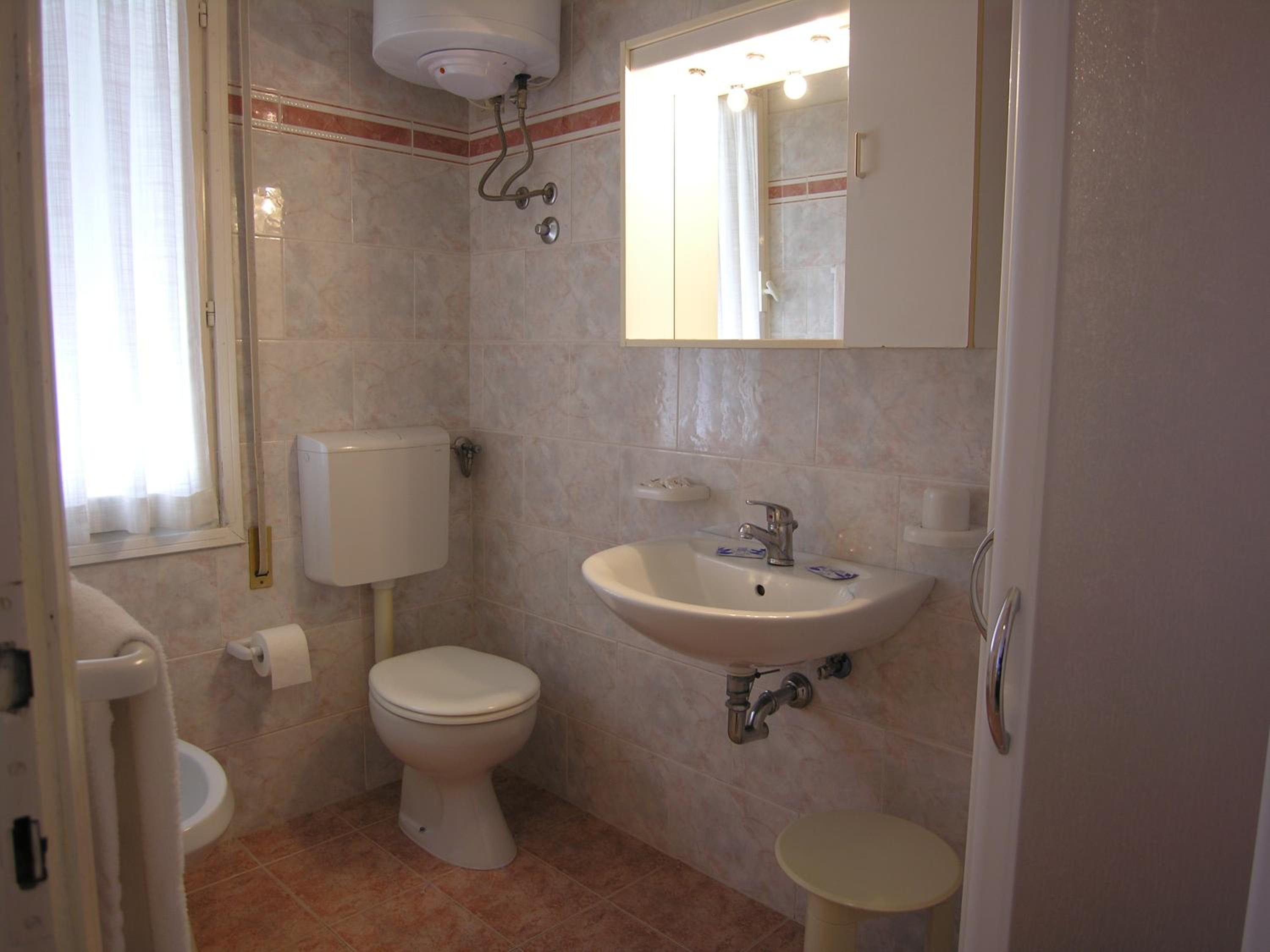 Quadruple Room with Terrace - Photo 3