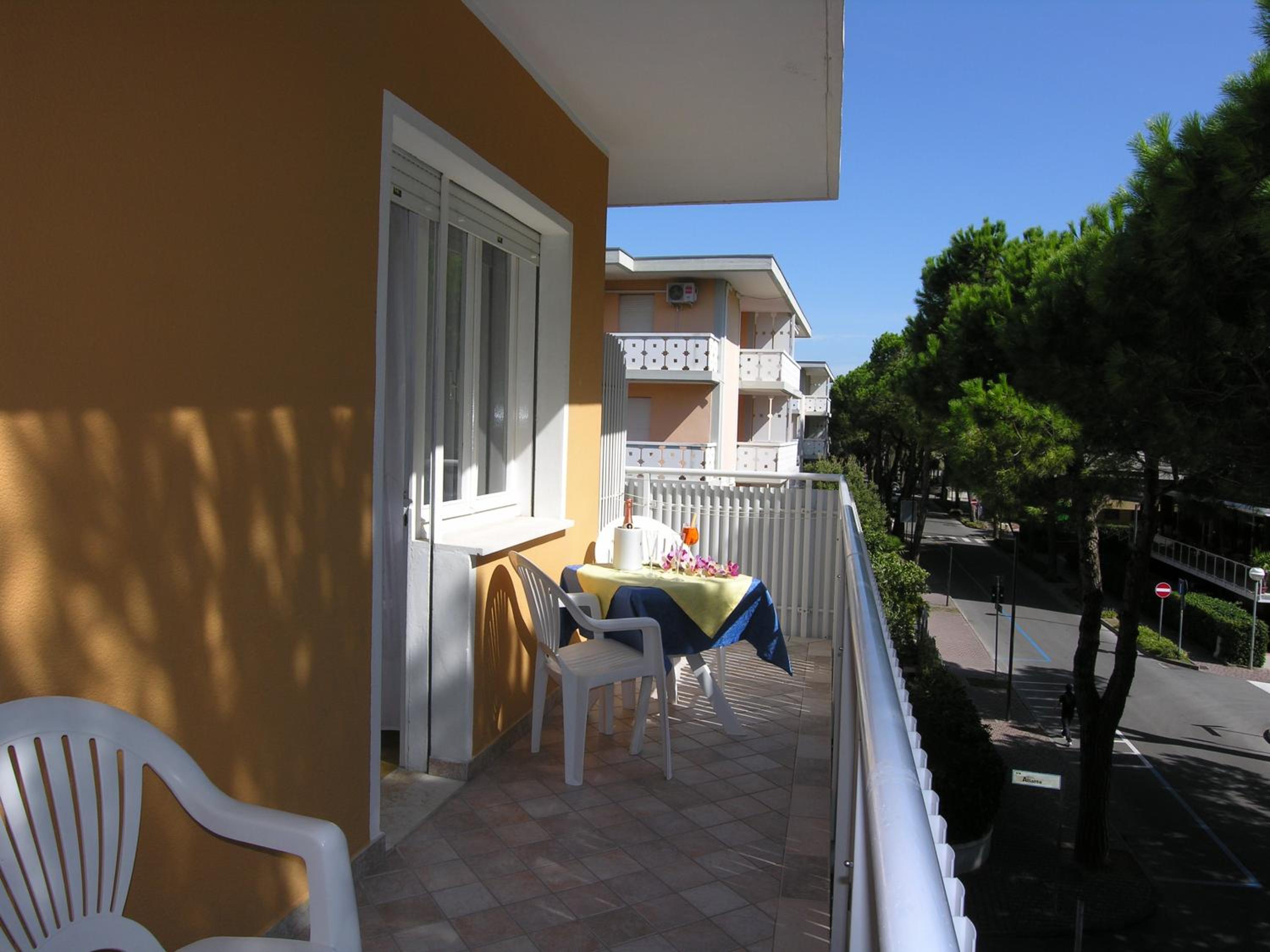 Quadruple Room with Terrace - Photo 2