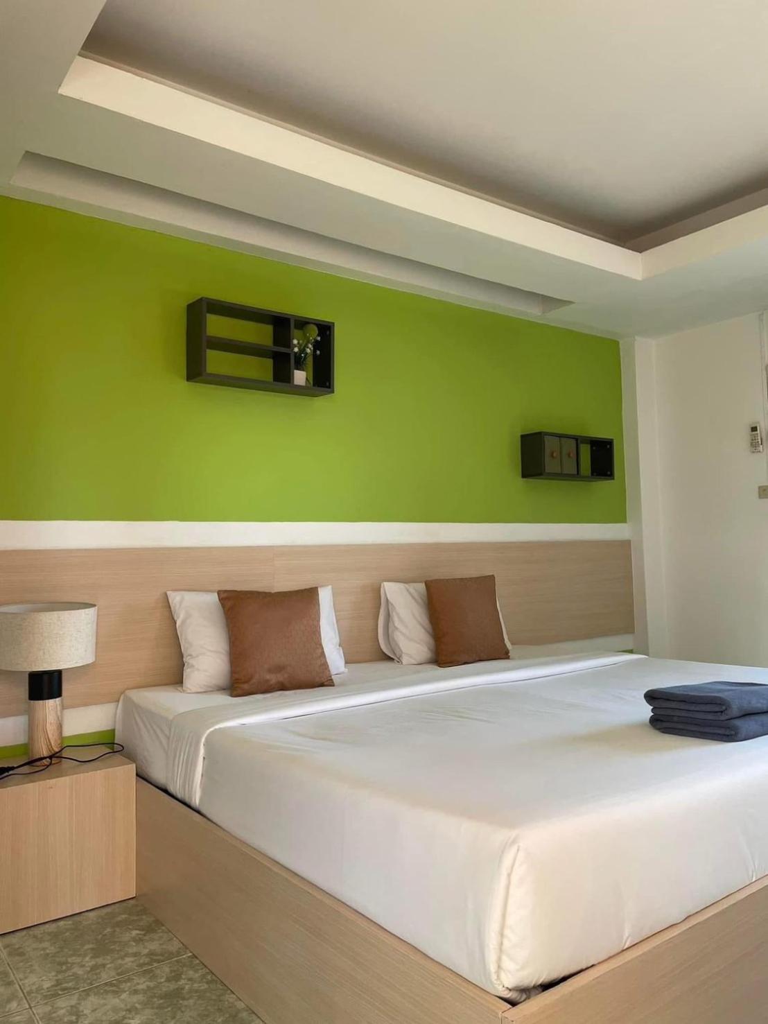 Standard Double Room - Photo 8