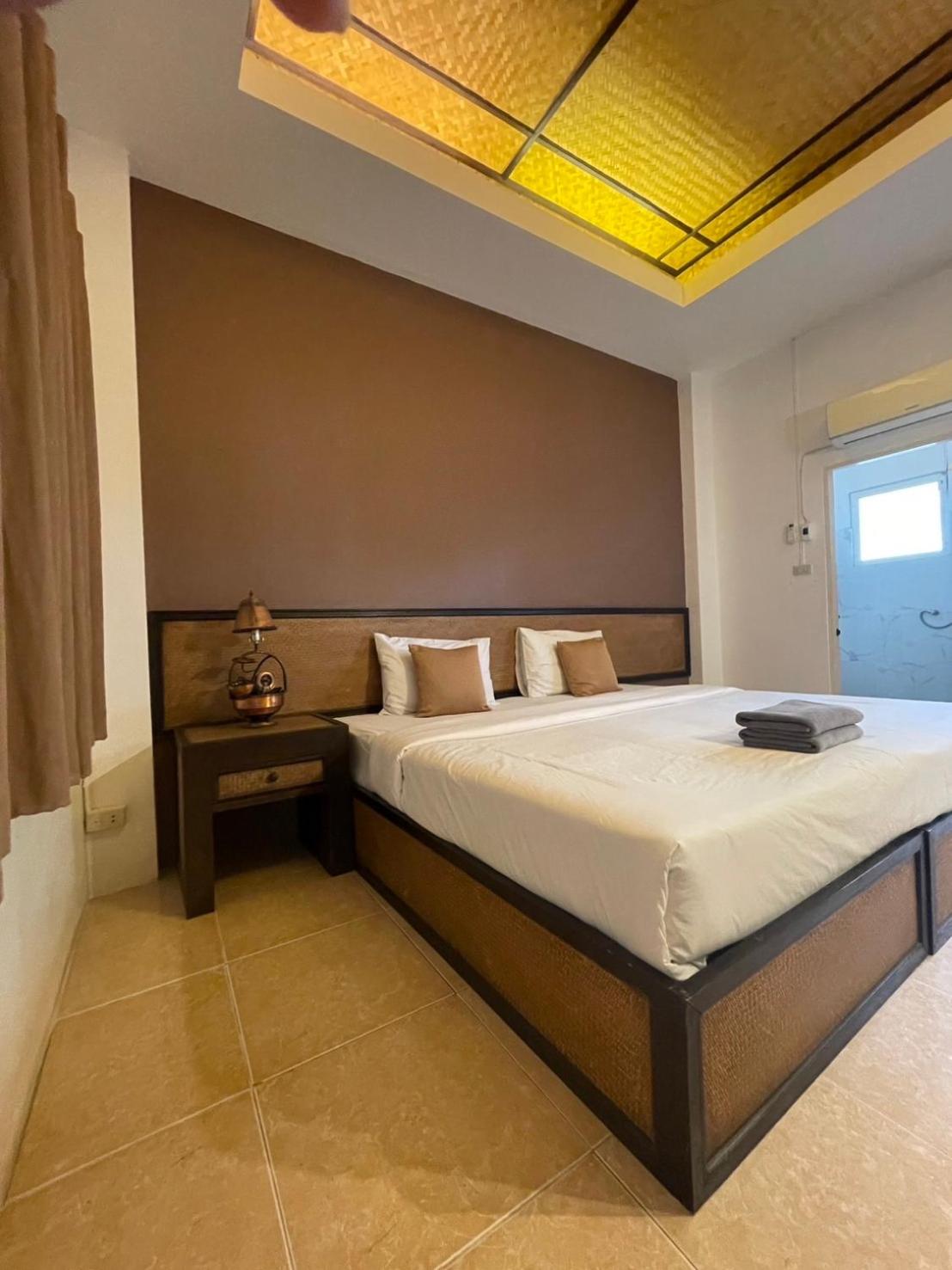 Budget Double Room - Photo 1