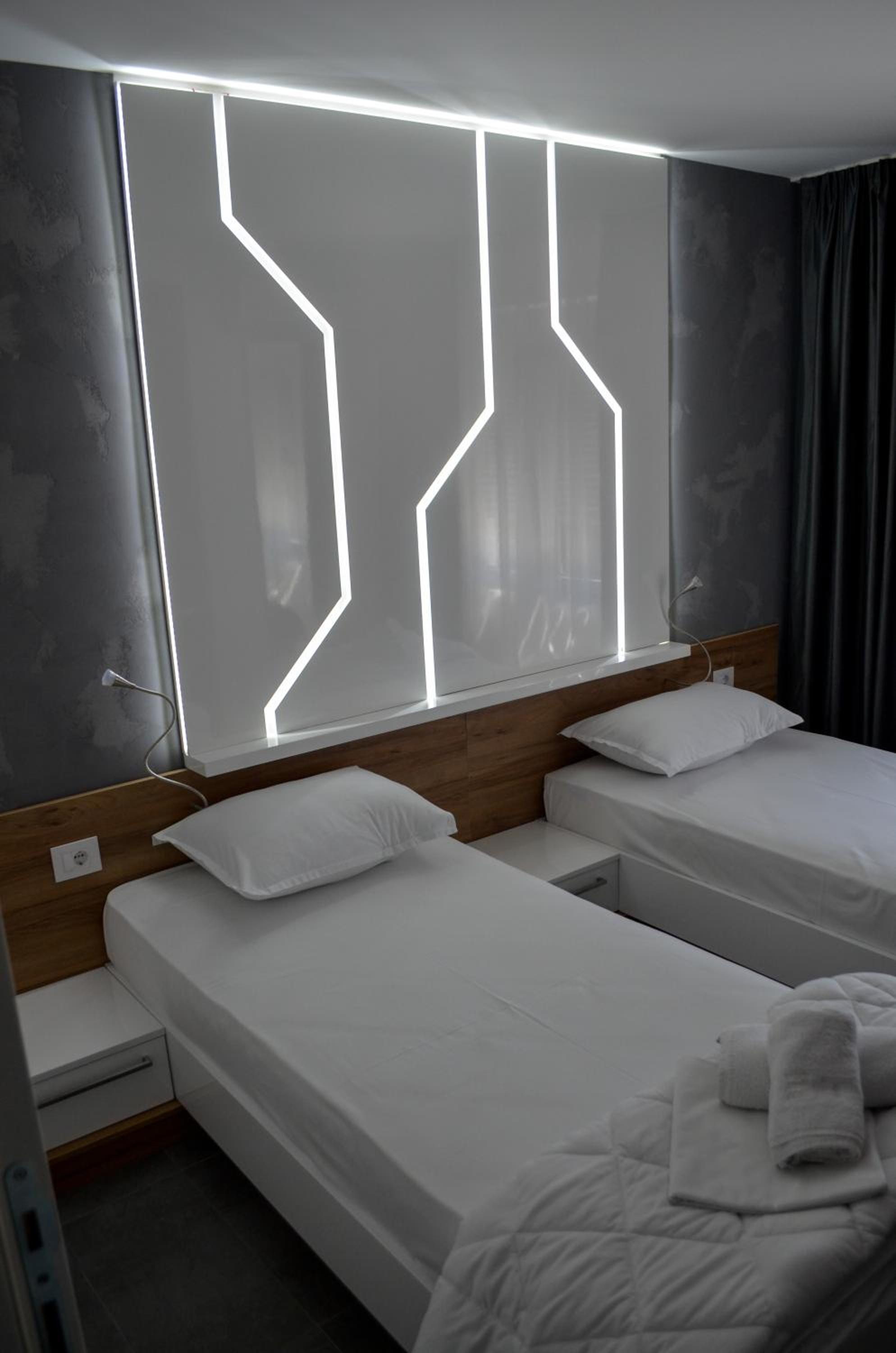 One-Bedroom Suite photo 1