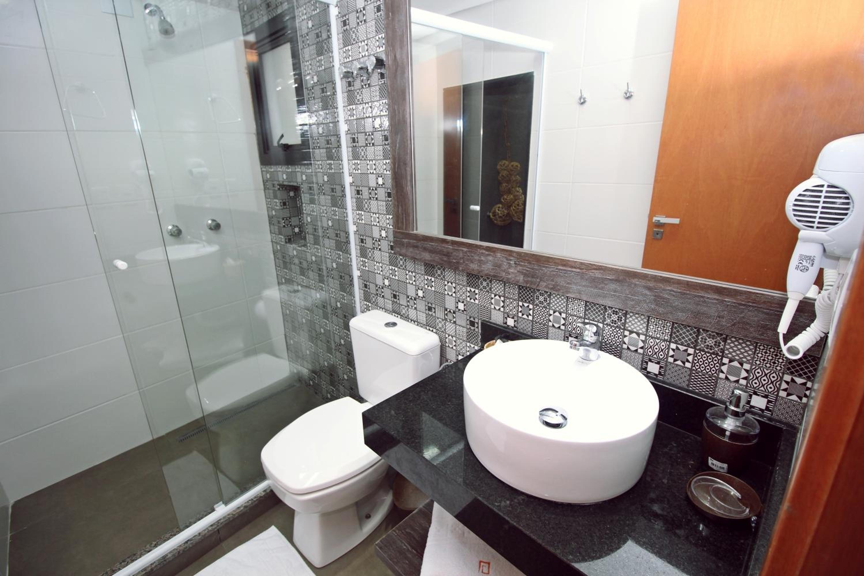 Deluxe Double Room with Side Sea View photo 2