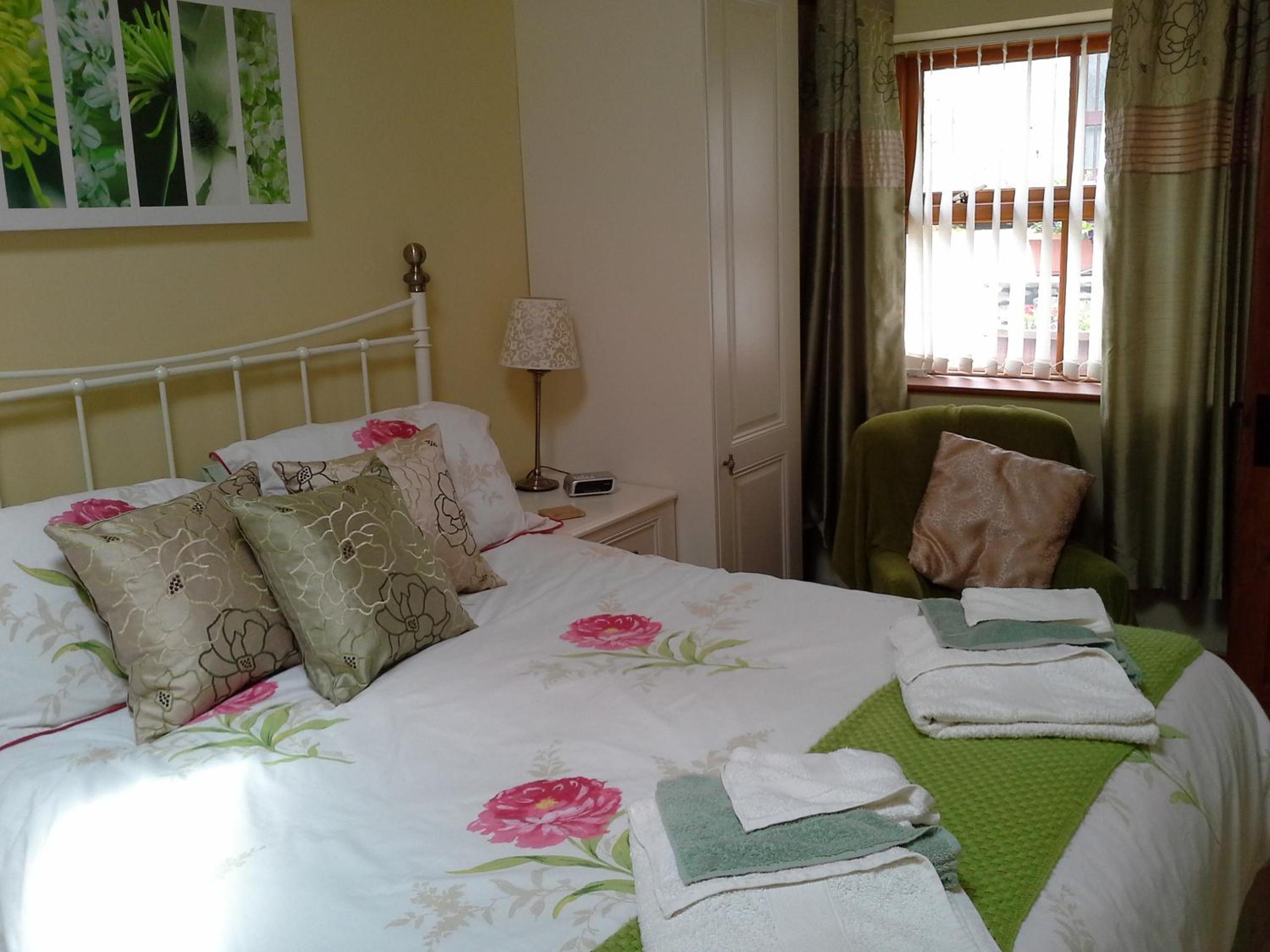 Two-Bedroom House photo 1
