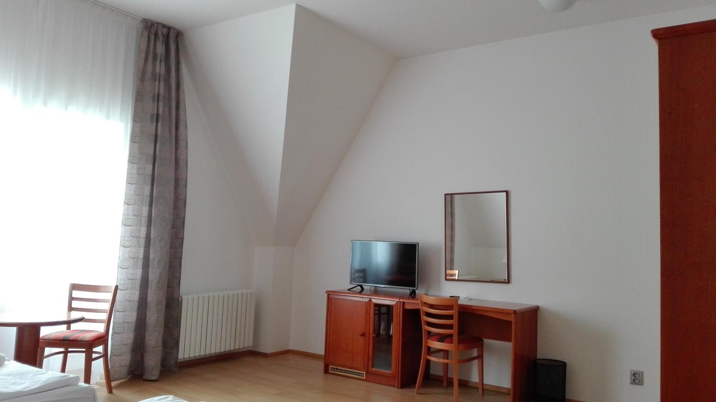 Comfort Double Room - Photo 7