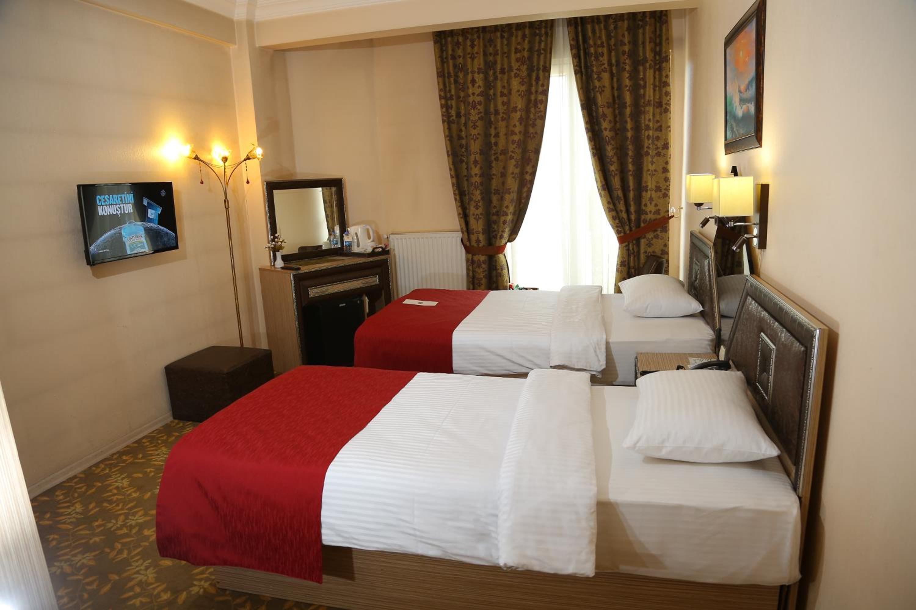 Double or Twin Room - Photo 22