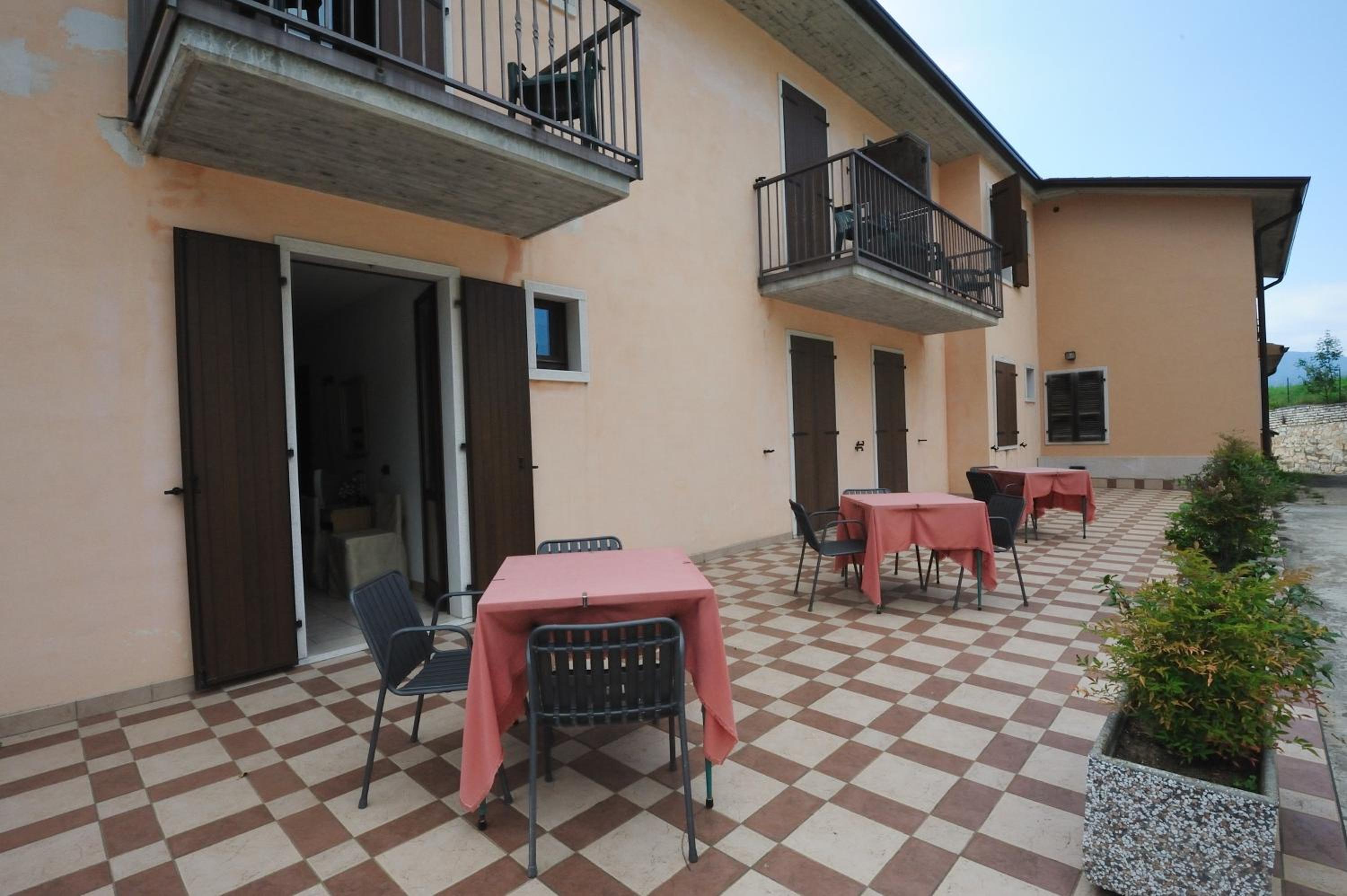 Double or Twin Room with Mountain View photo 2