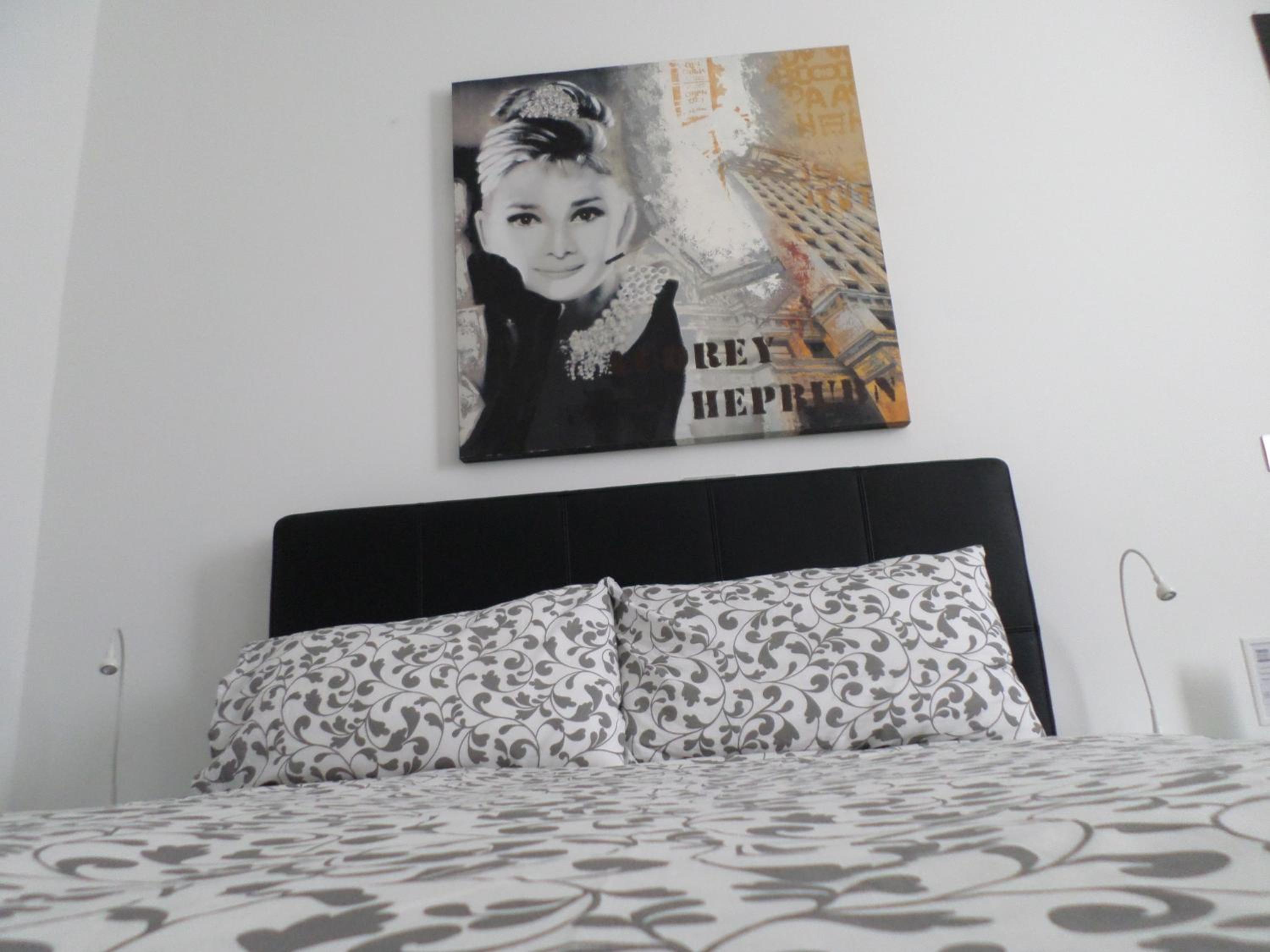 Large Single Room