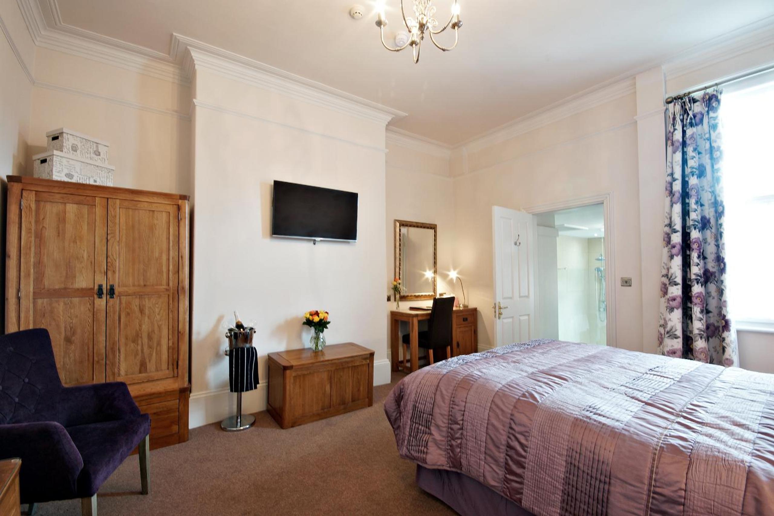 Large King Room