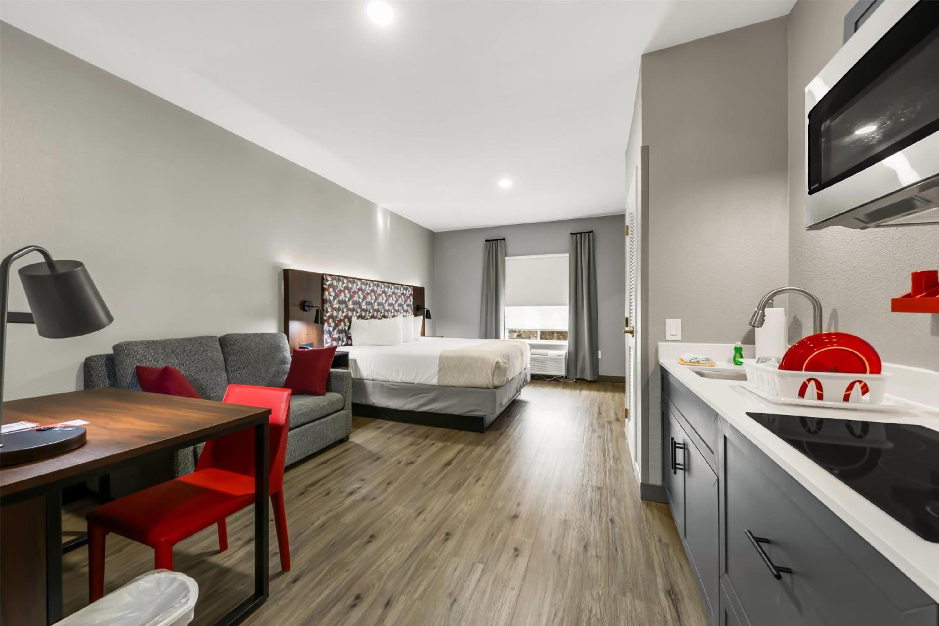 Studio Suite with One King Bed and Full Kitchenette - Non-Smoking - Photo 1