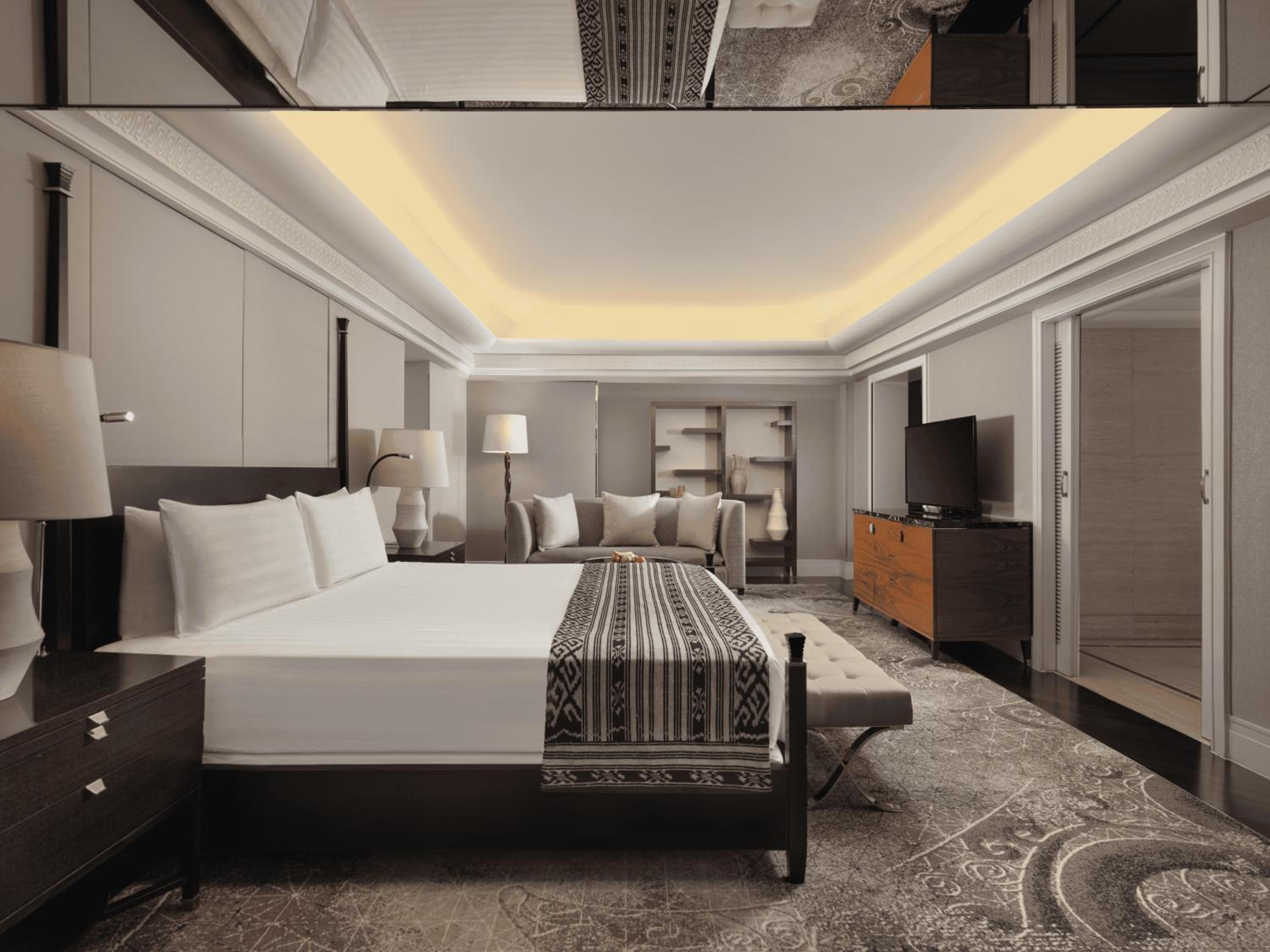 Grand Deluxe King Bundaran HI View