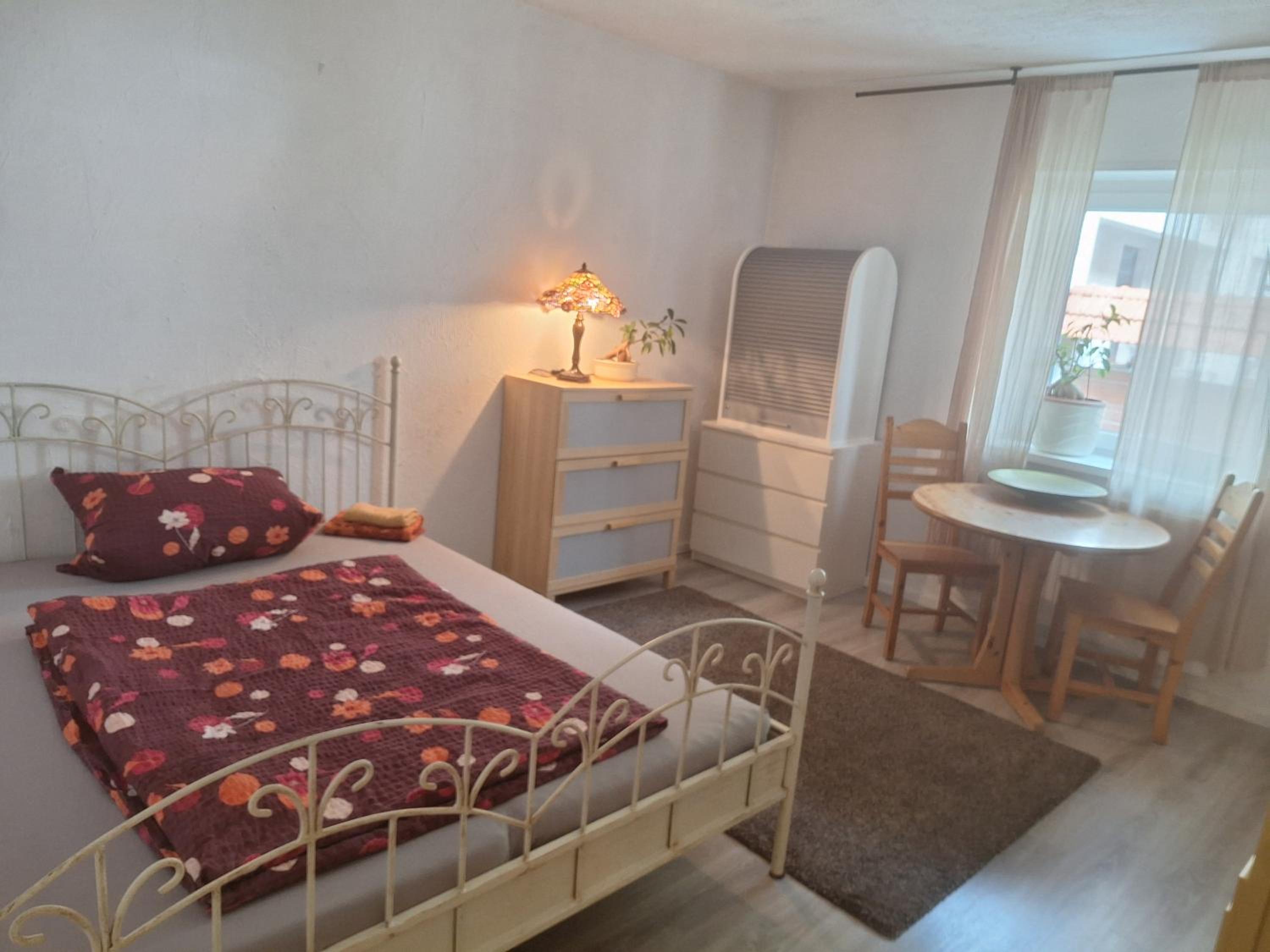 Triple Room with Shared Bathroom photo 1