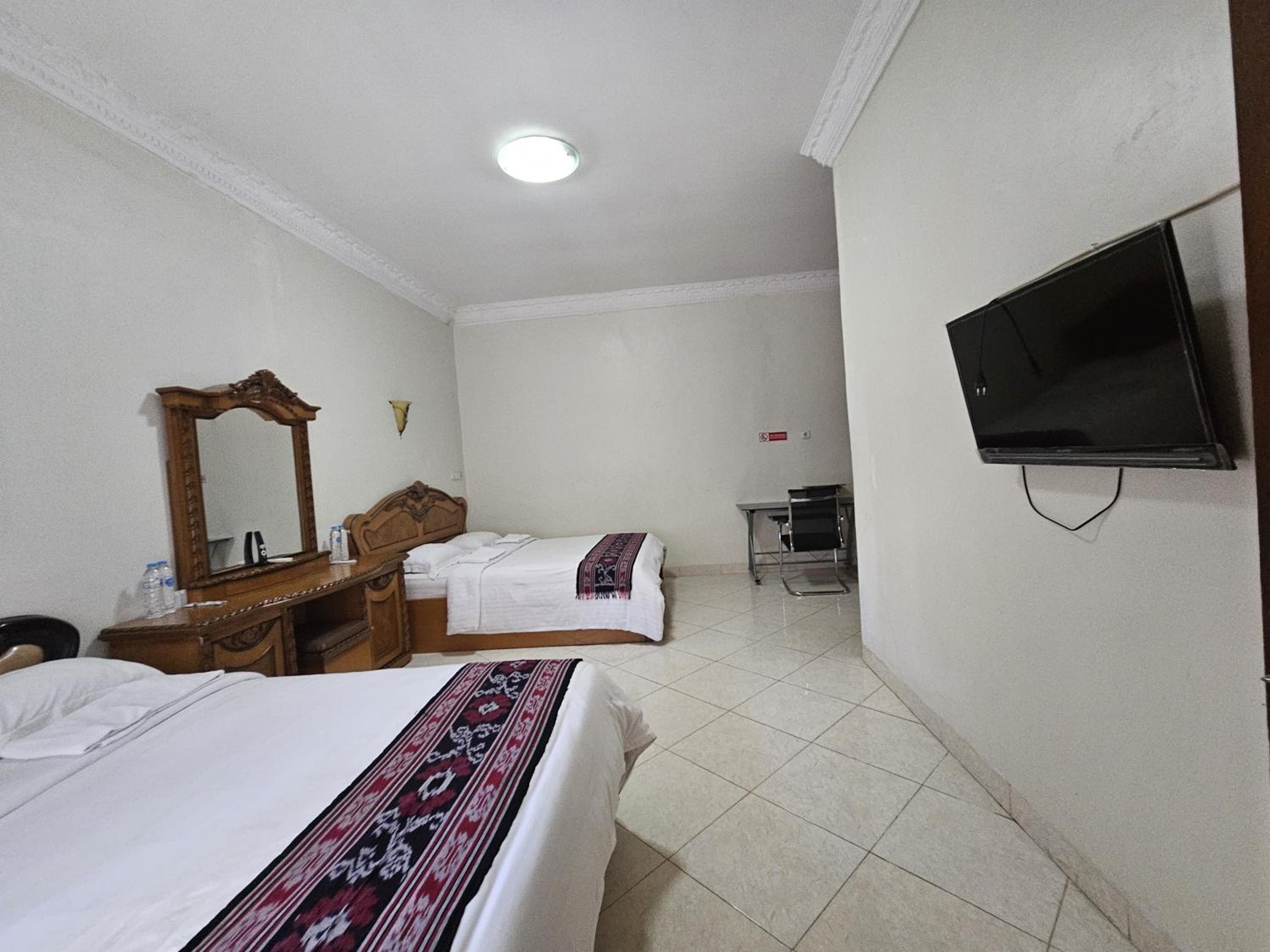Deluxe Family Room