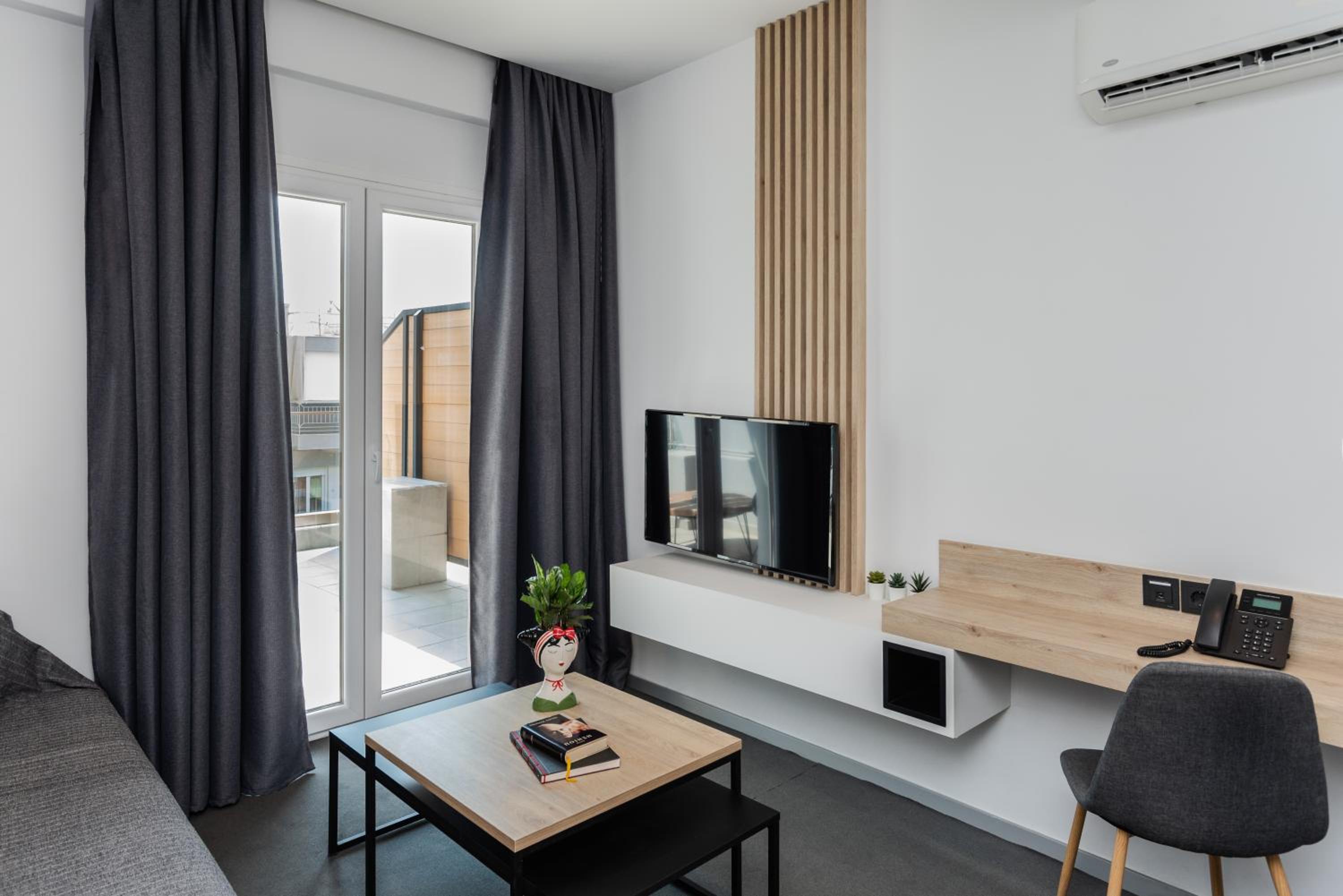 Deluxe Junior Suite