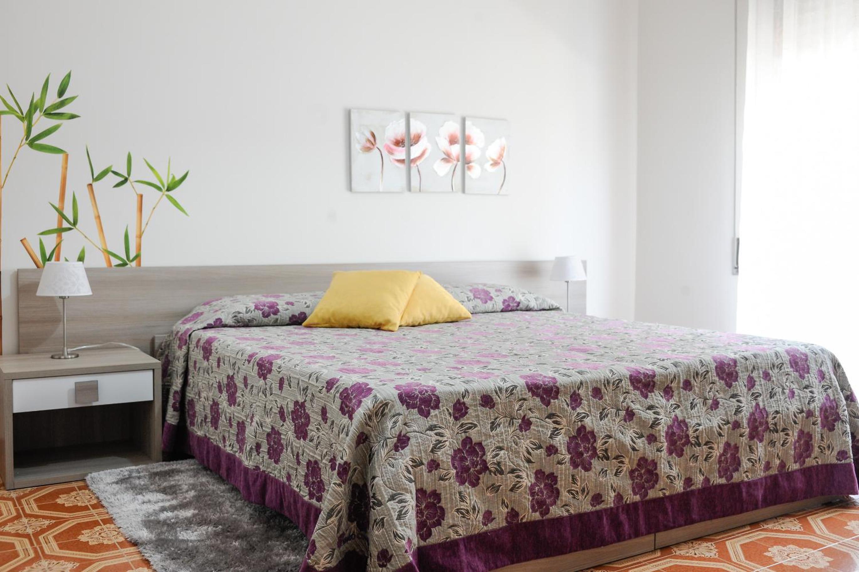 Double or Twin Room with Private Bathroom photo 1