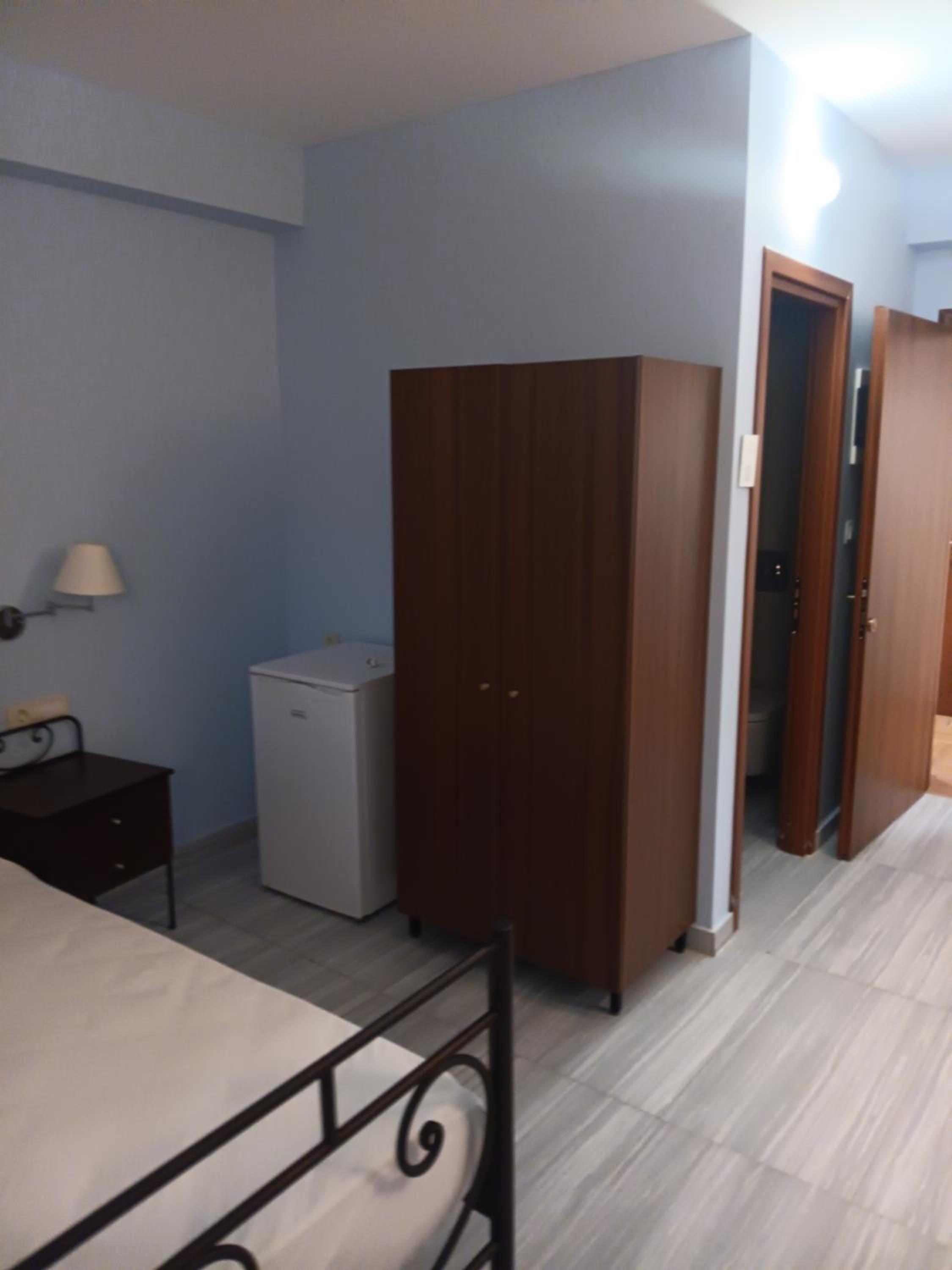 Economy Double Room photo 3
