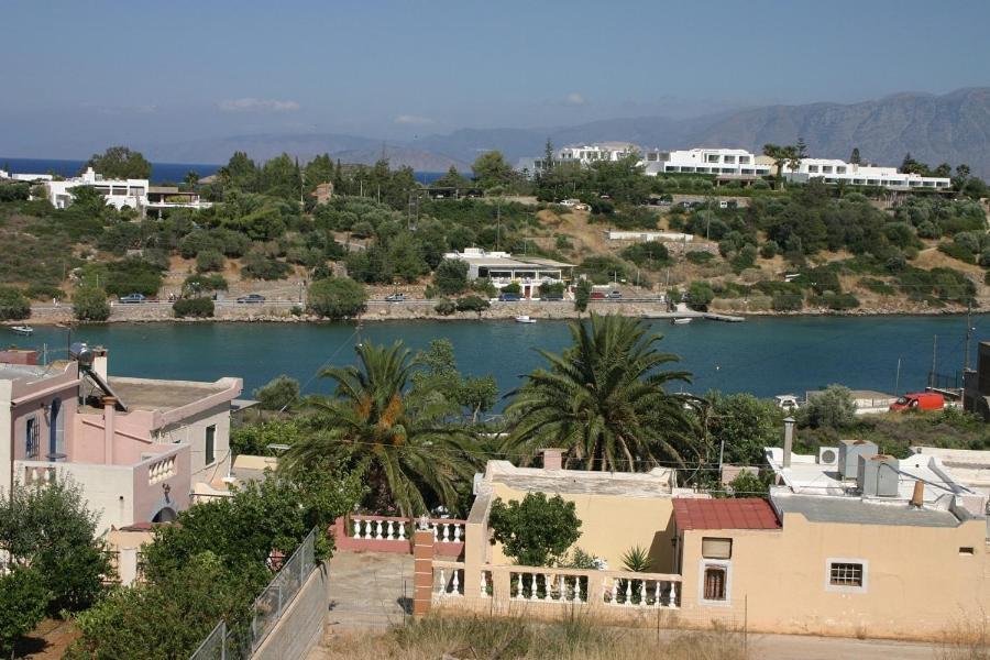 Two-Bedroom Apartment with Sea View photo 3