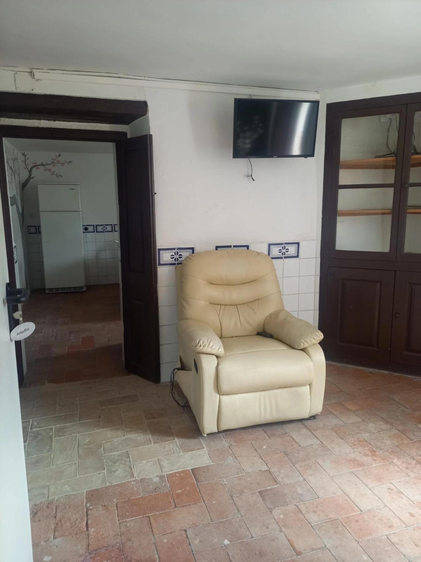 Apartment - Ground Floor photo 3
