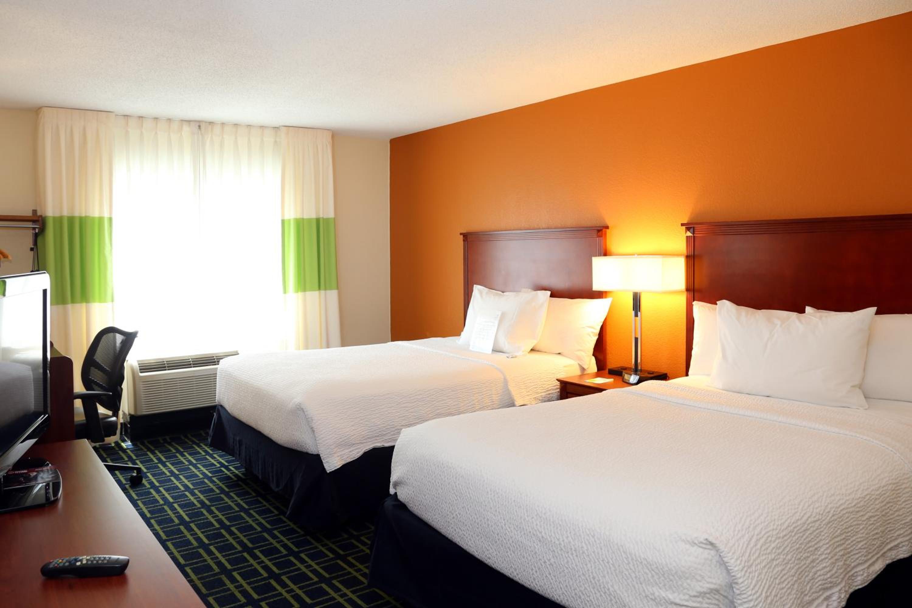 Standard Room with Two Double Beds - Non-Smoking