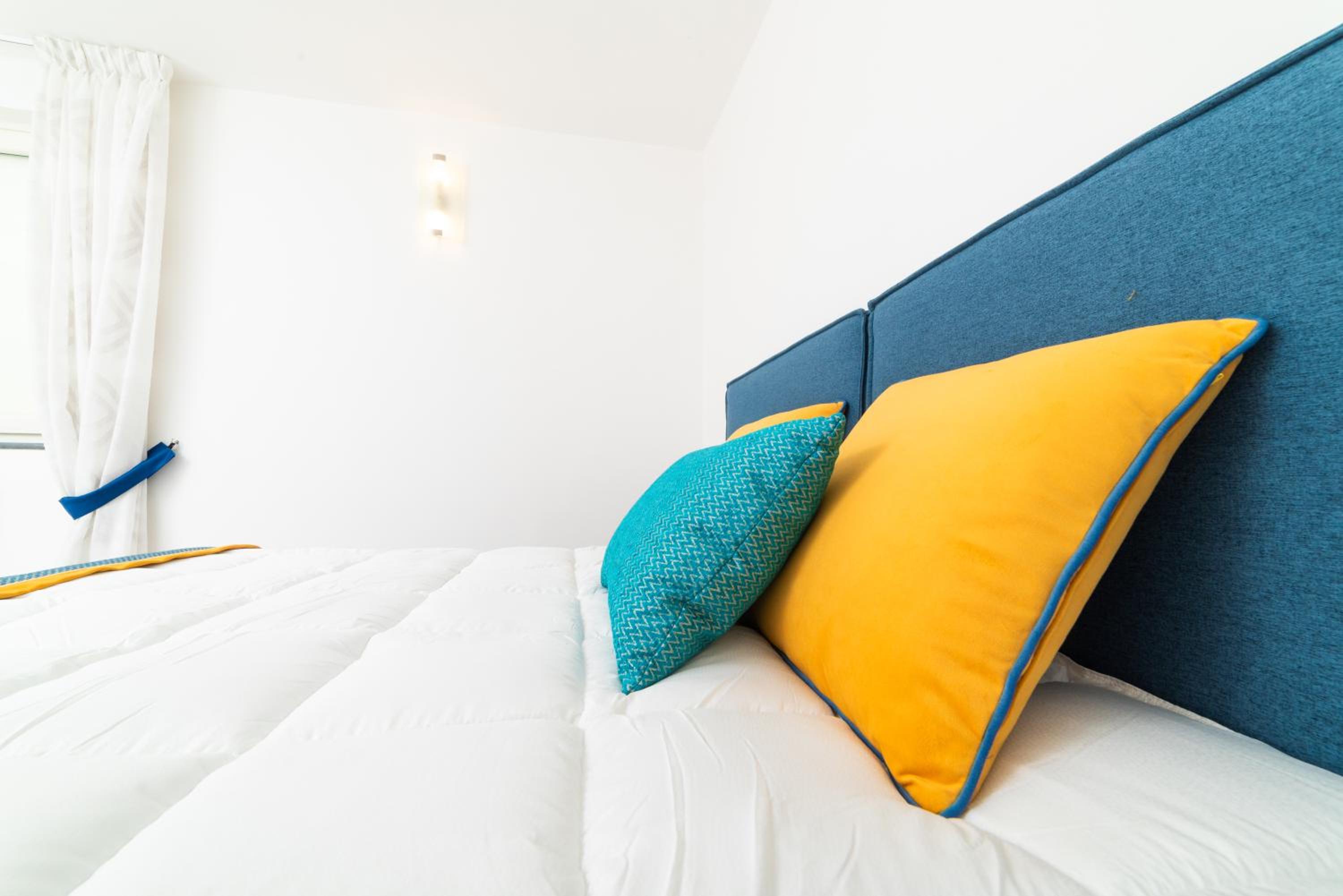 Deluxe Double Room with Shower