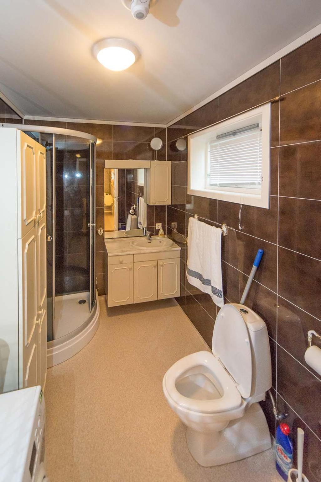Studio Apartment - Photo 7