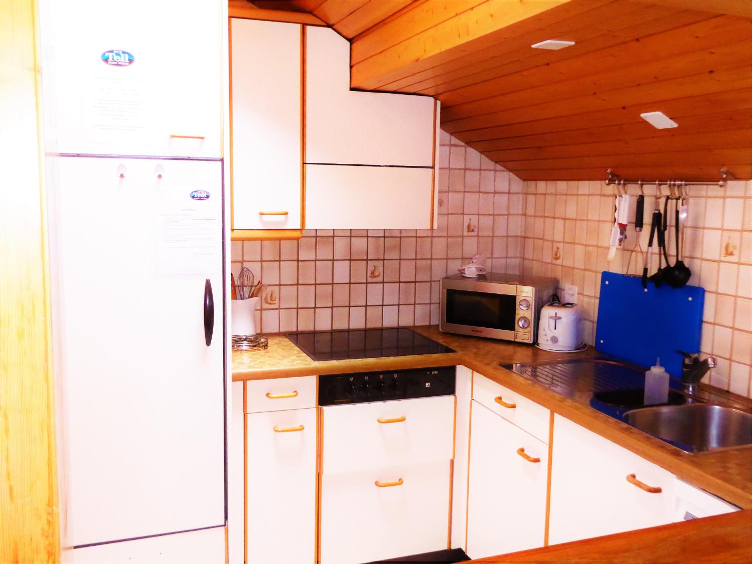 Apartment (5 Adults) - Photo 4