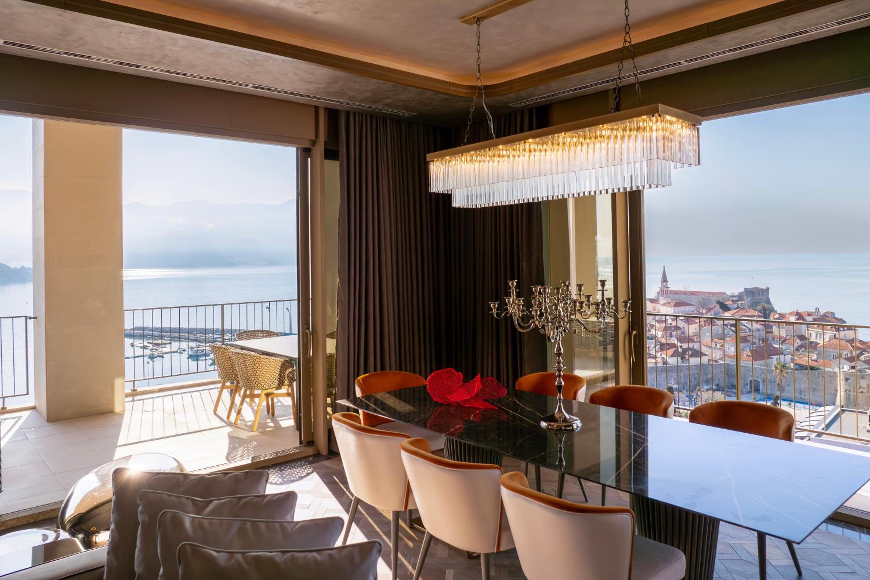 Presidential Suite Old Town Marina