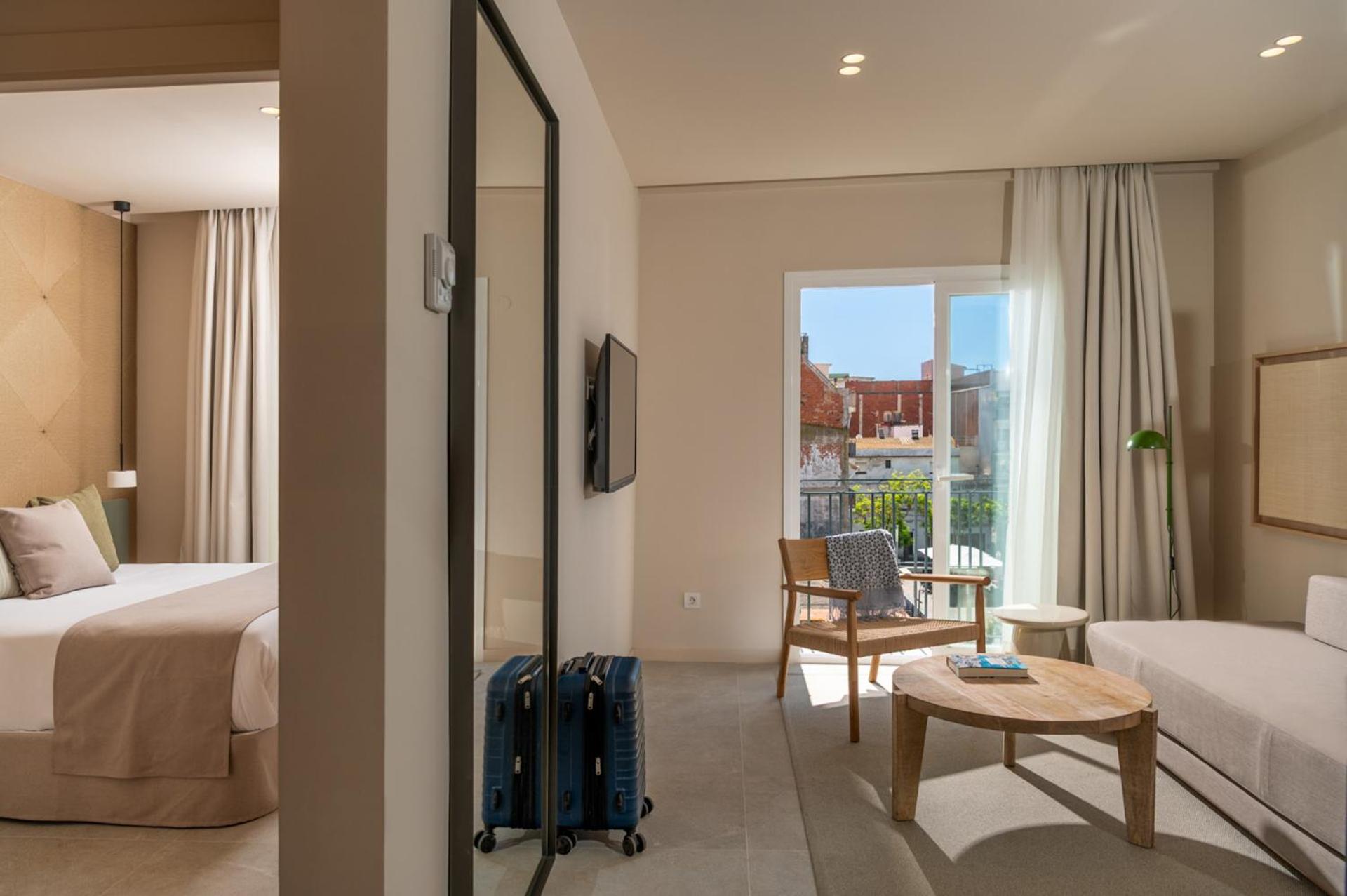 Junior Suite - Photo 13