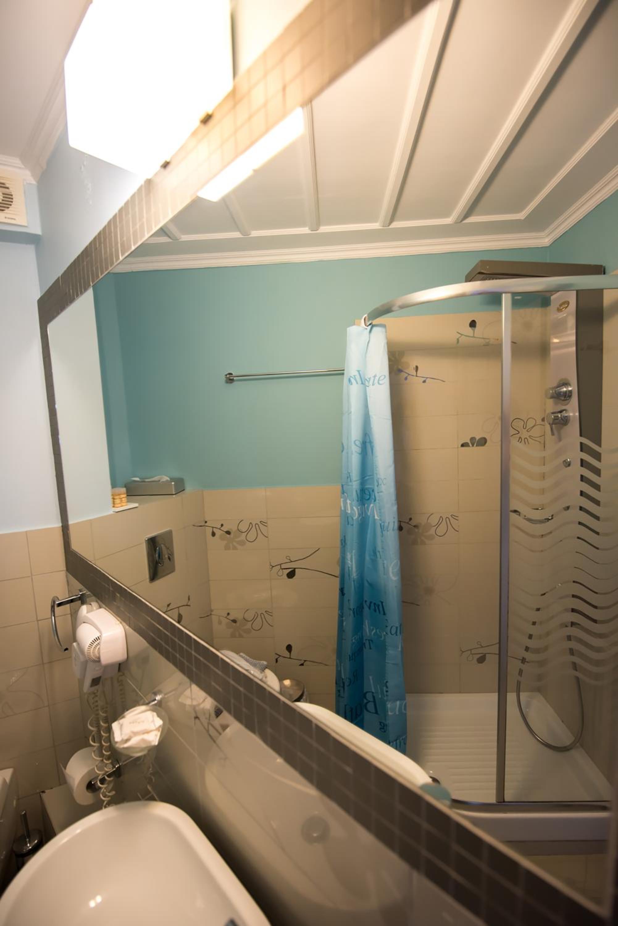 Superior Double Room with Sea View - Photo 6