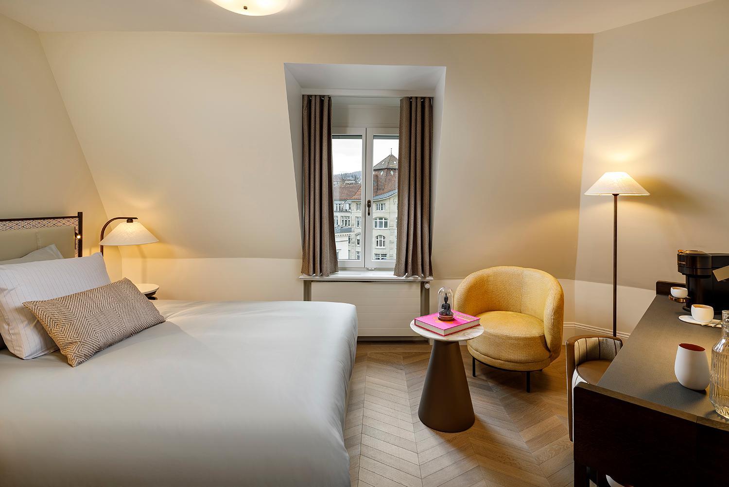 Queen Room