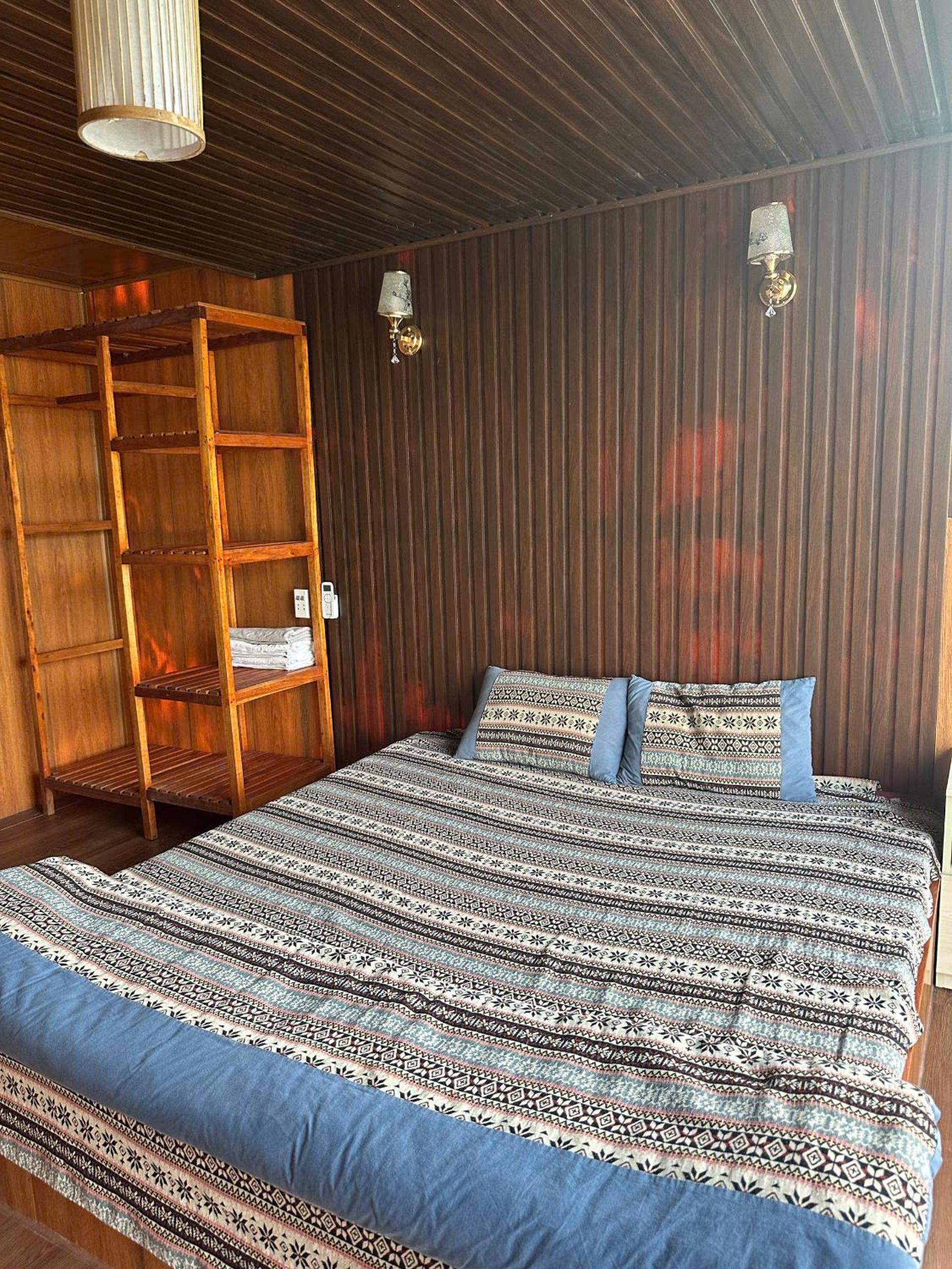 Bungalow - Water Front  photo 1