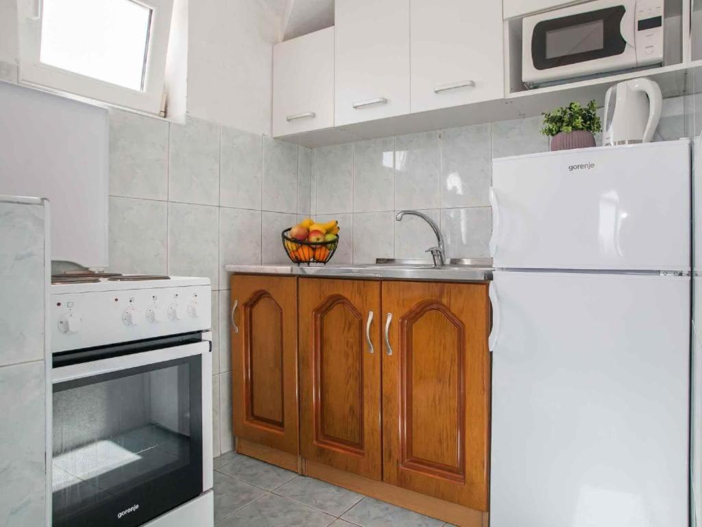 Studio Apartment with Balcony