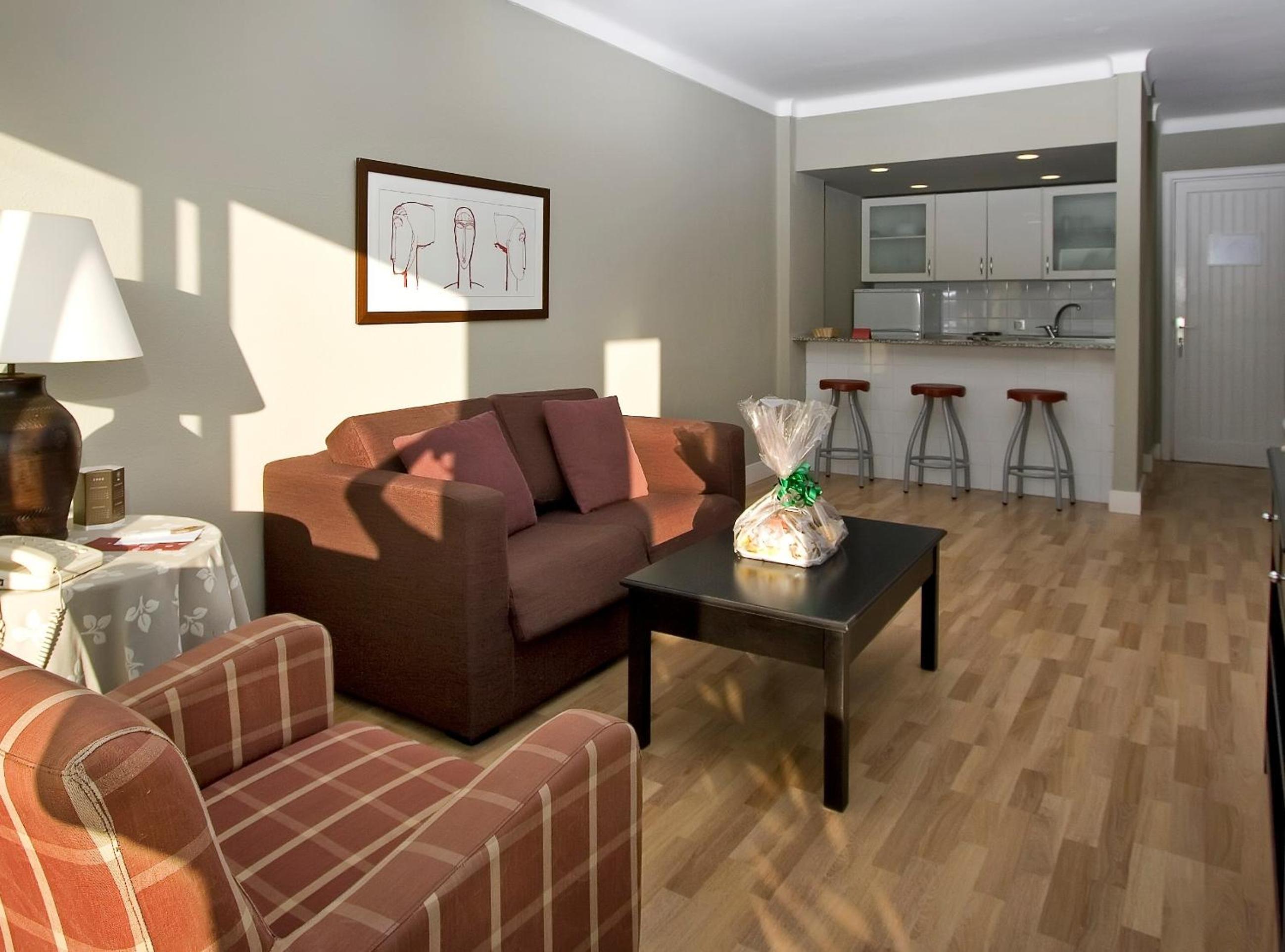One-Bedroom Apartment (2 Adults) - Photo 5