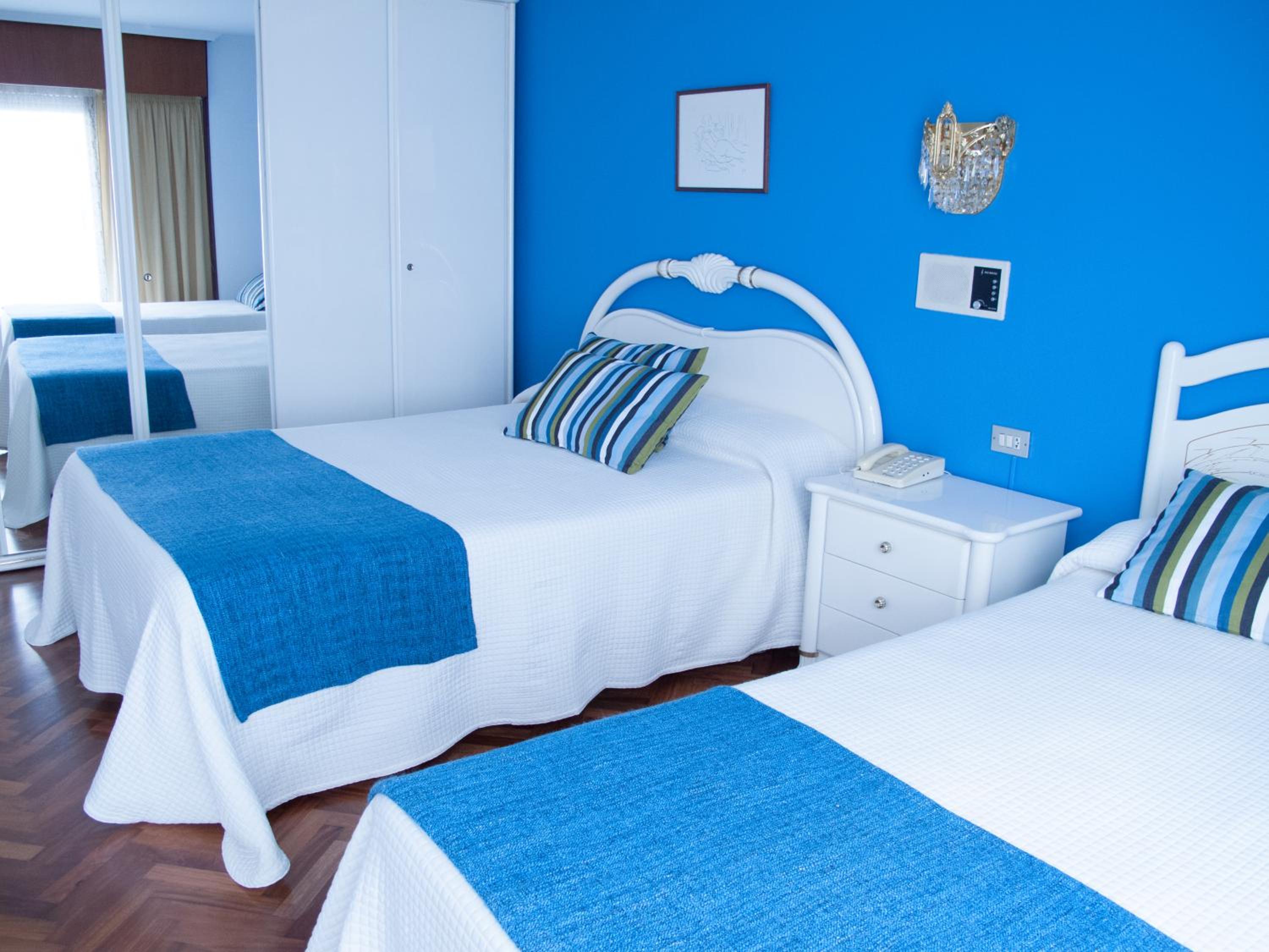 Triple Room - Photo 1