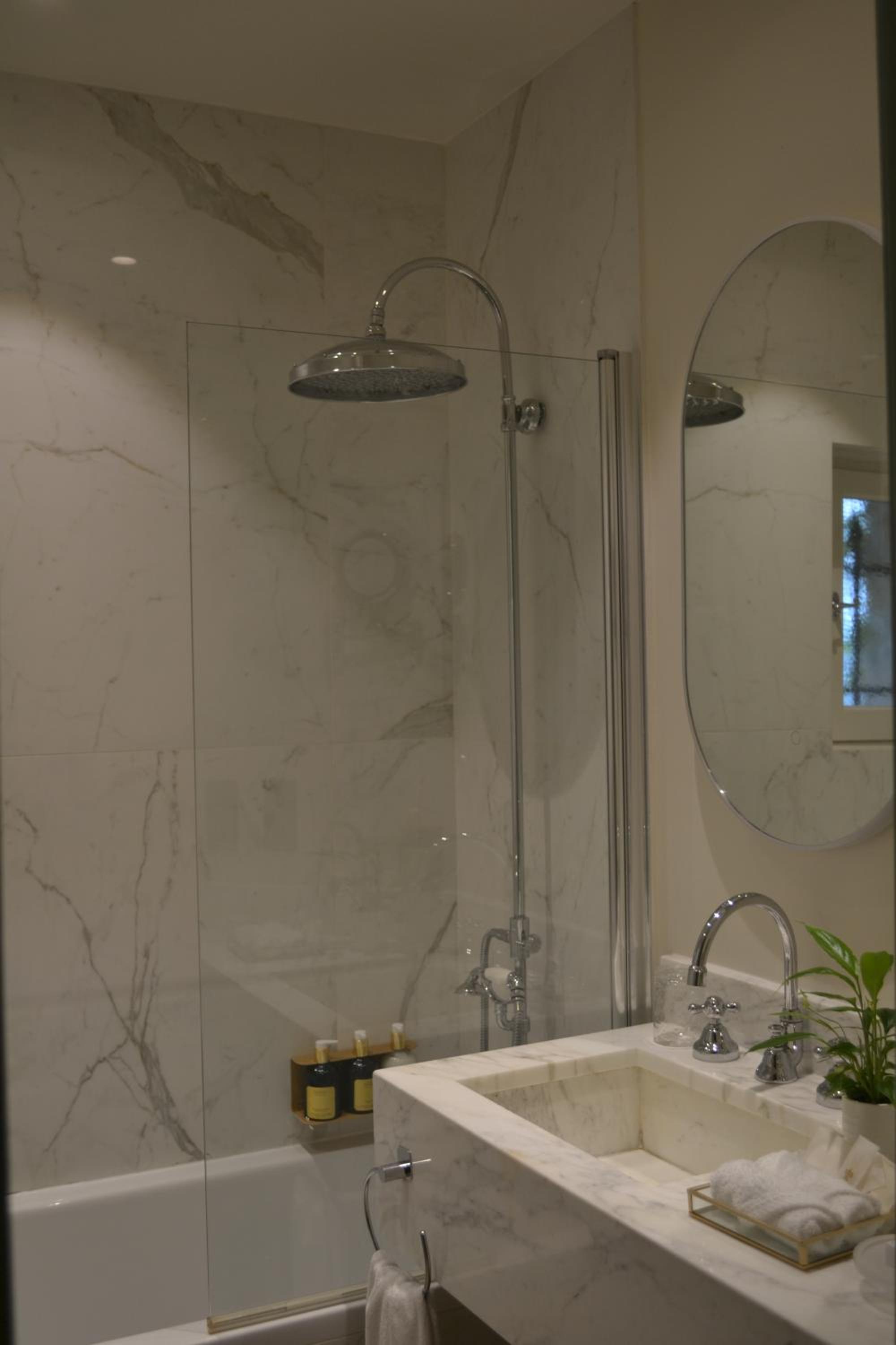 Chambre Deluxe at Hotel Le Saint Paul