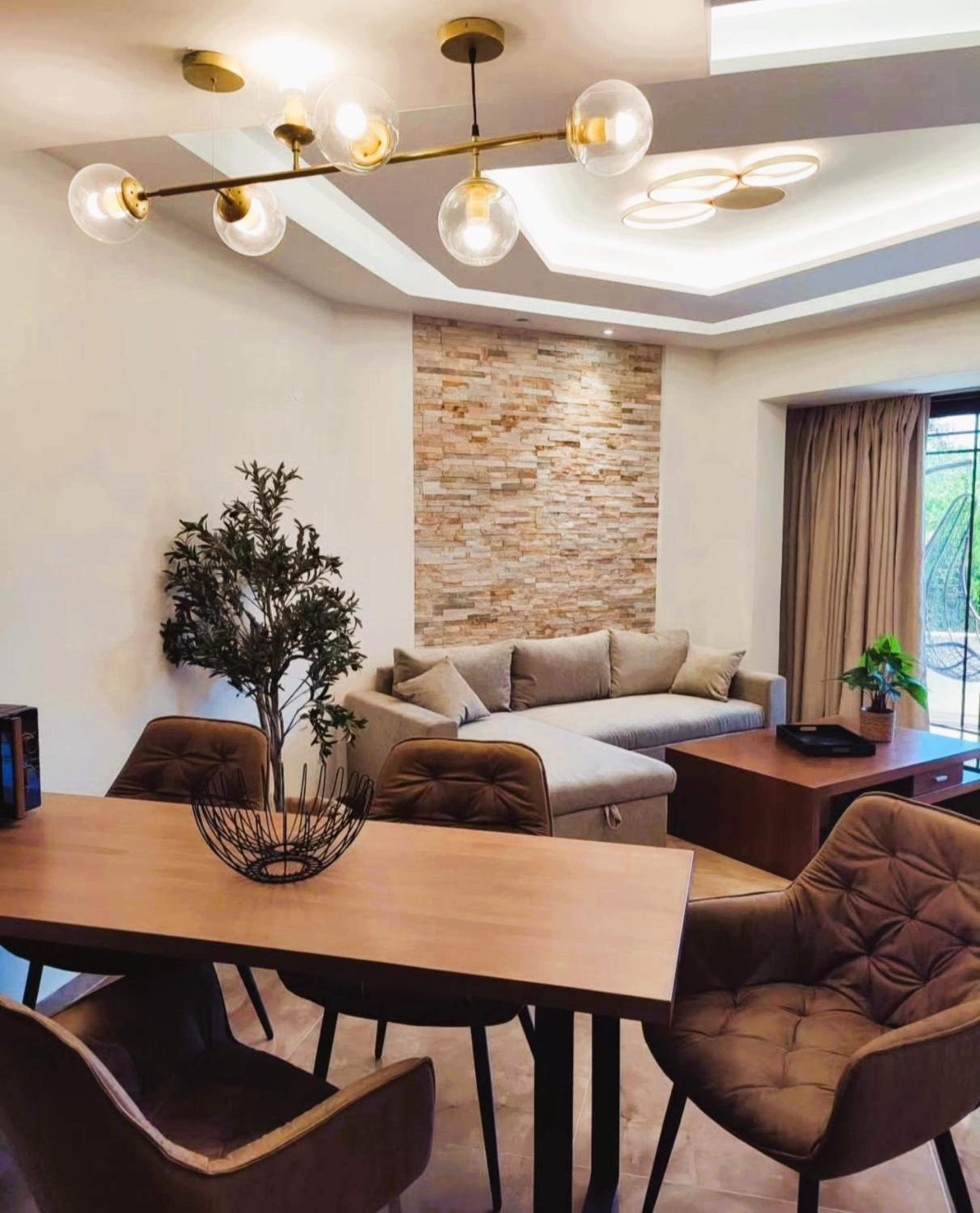 Deluxe Two-Bedroom Apartment with Garden View