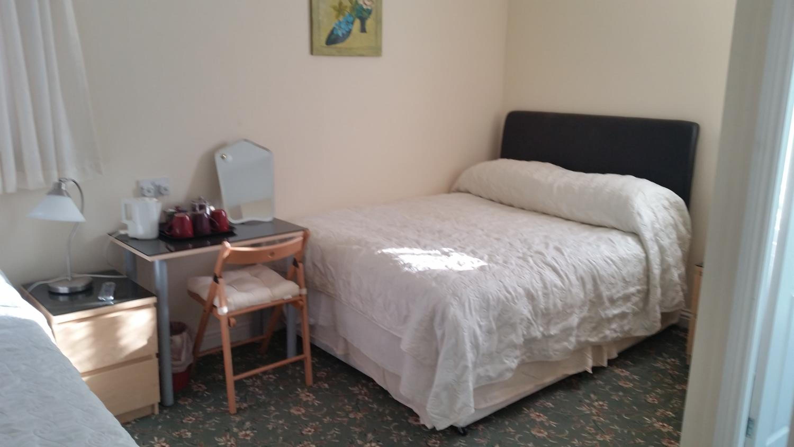 Twin Room with Private Bathroom
