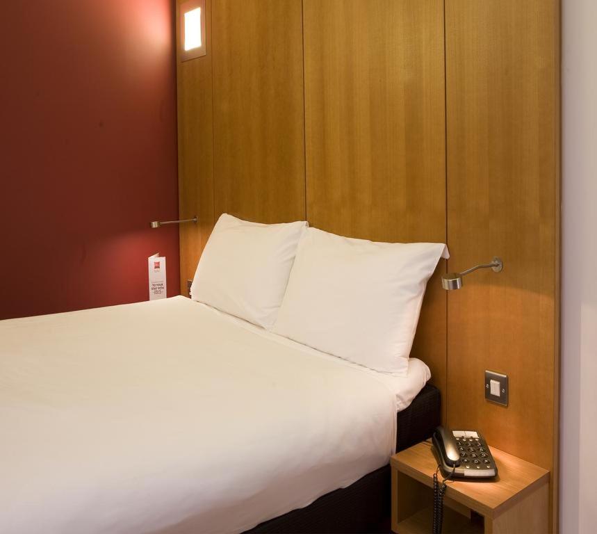 Twin Room - Photo 5