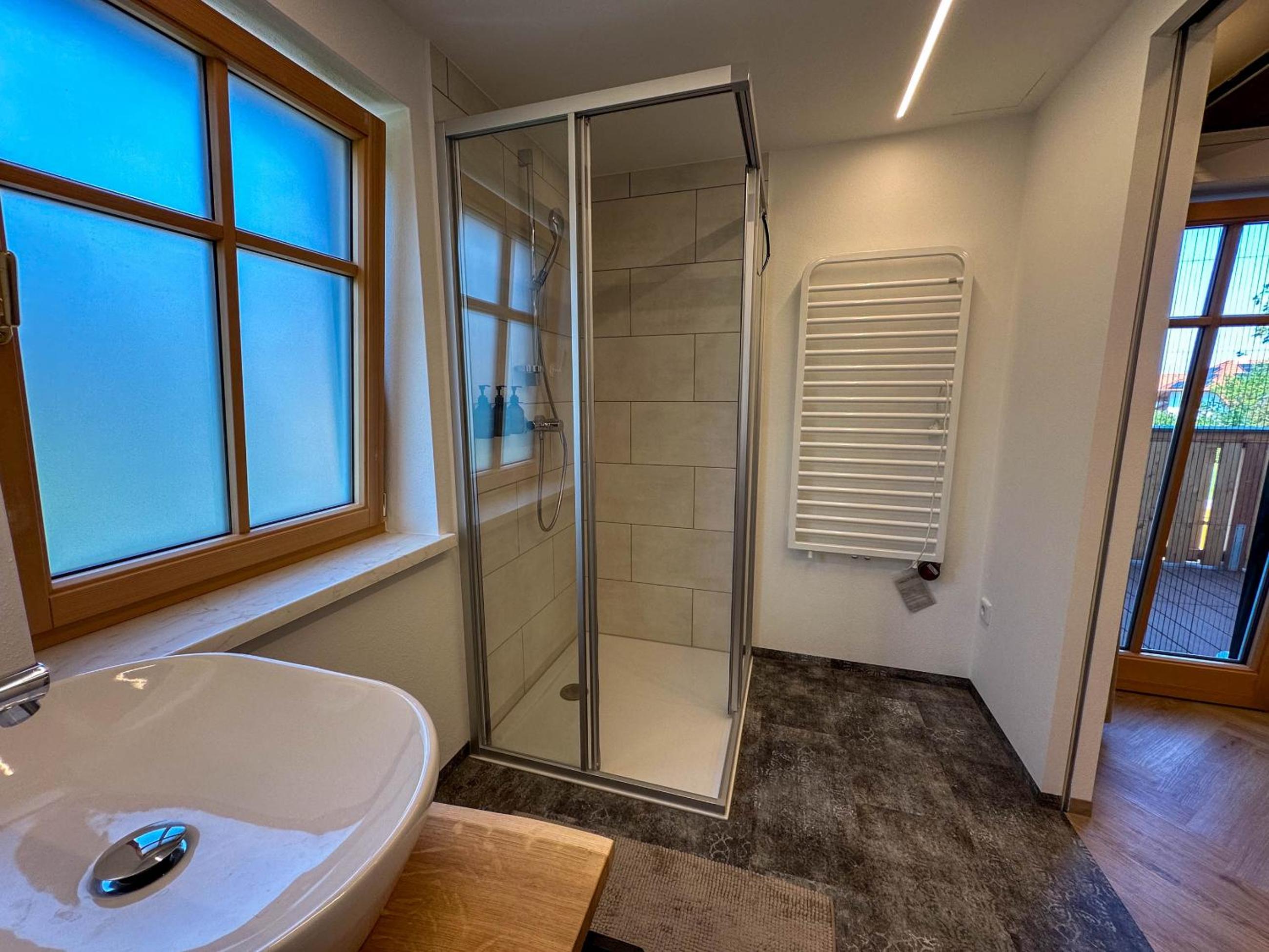 One-Bedroom Apartment with View