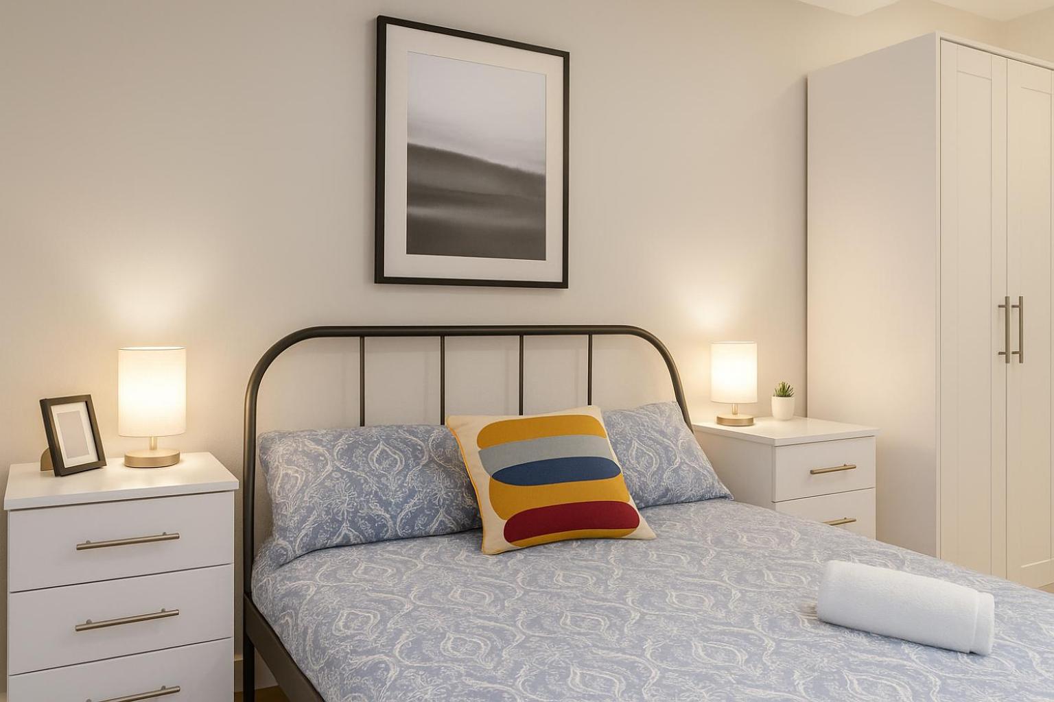 Two-Bedroom Superior Apartment - Photo 4