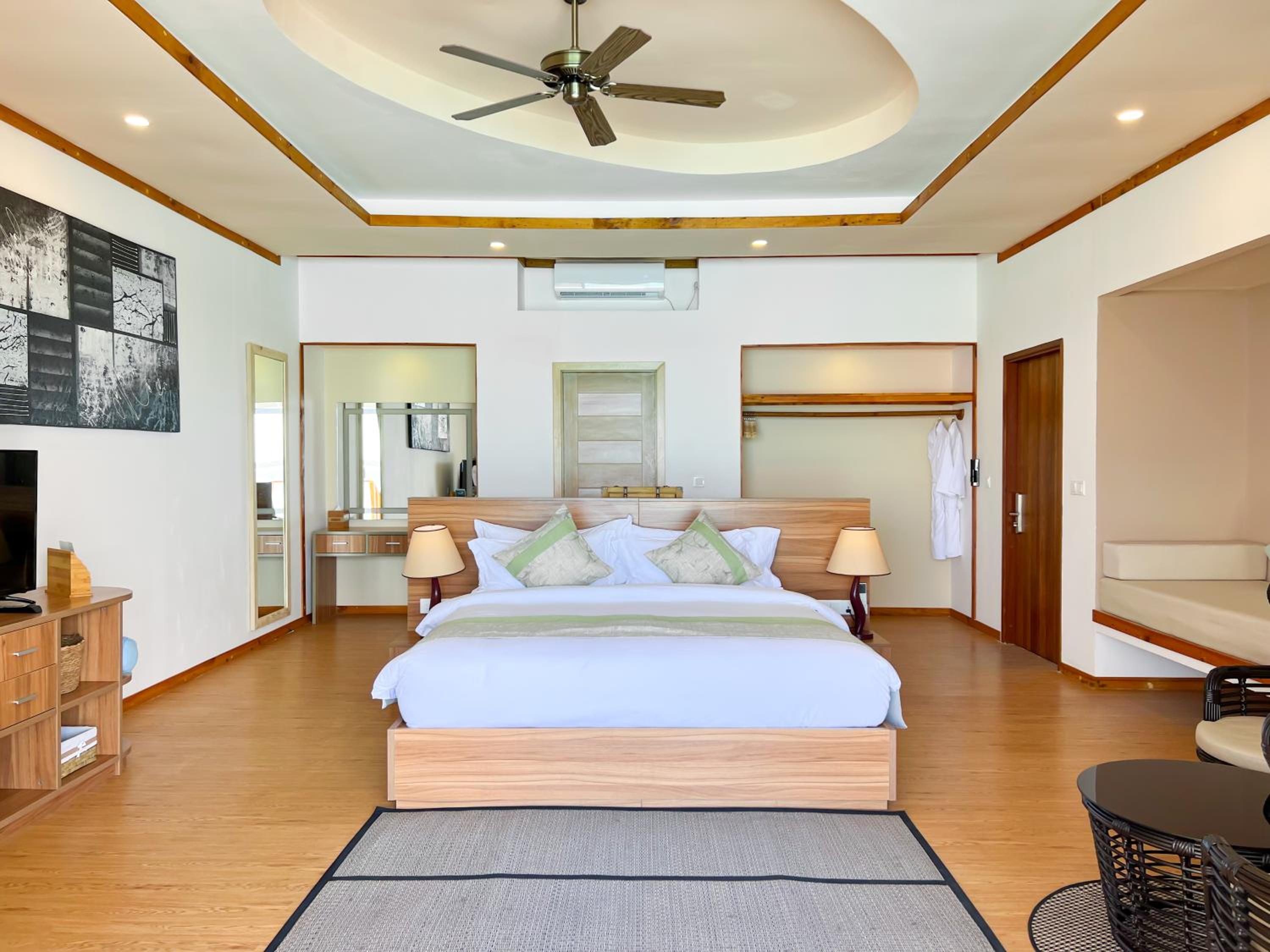 Deluxe Water Pool Villa - Photo 5