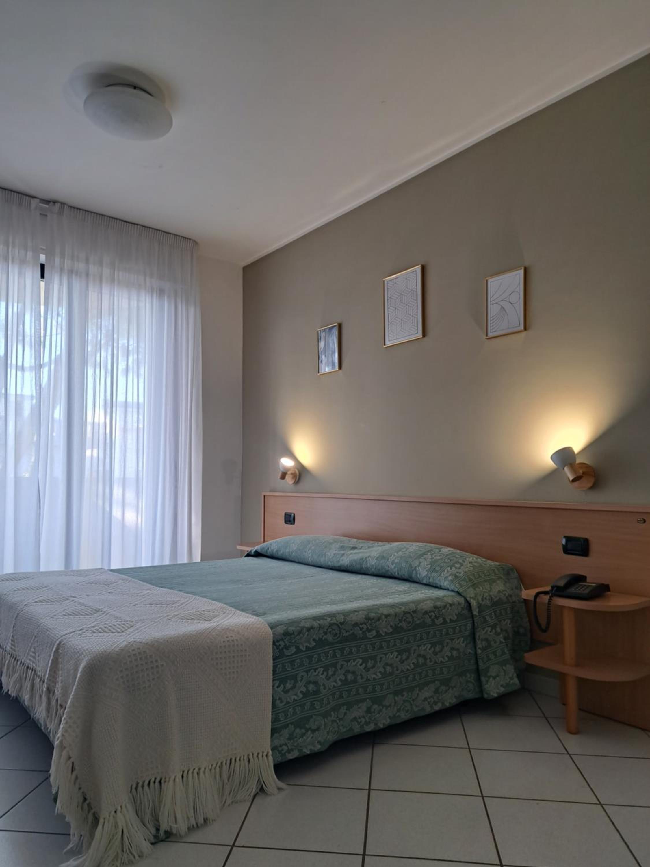 Classic Triple Room photo 3