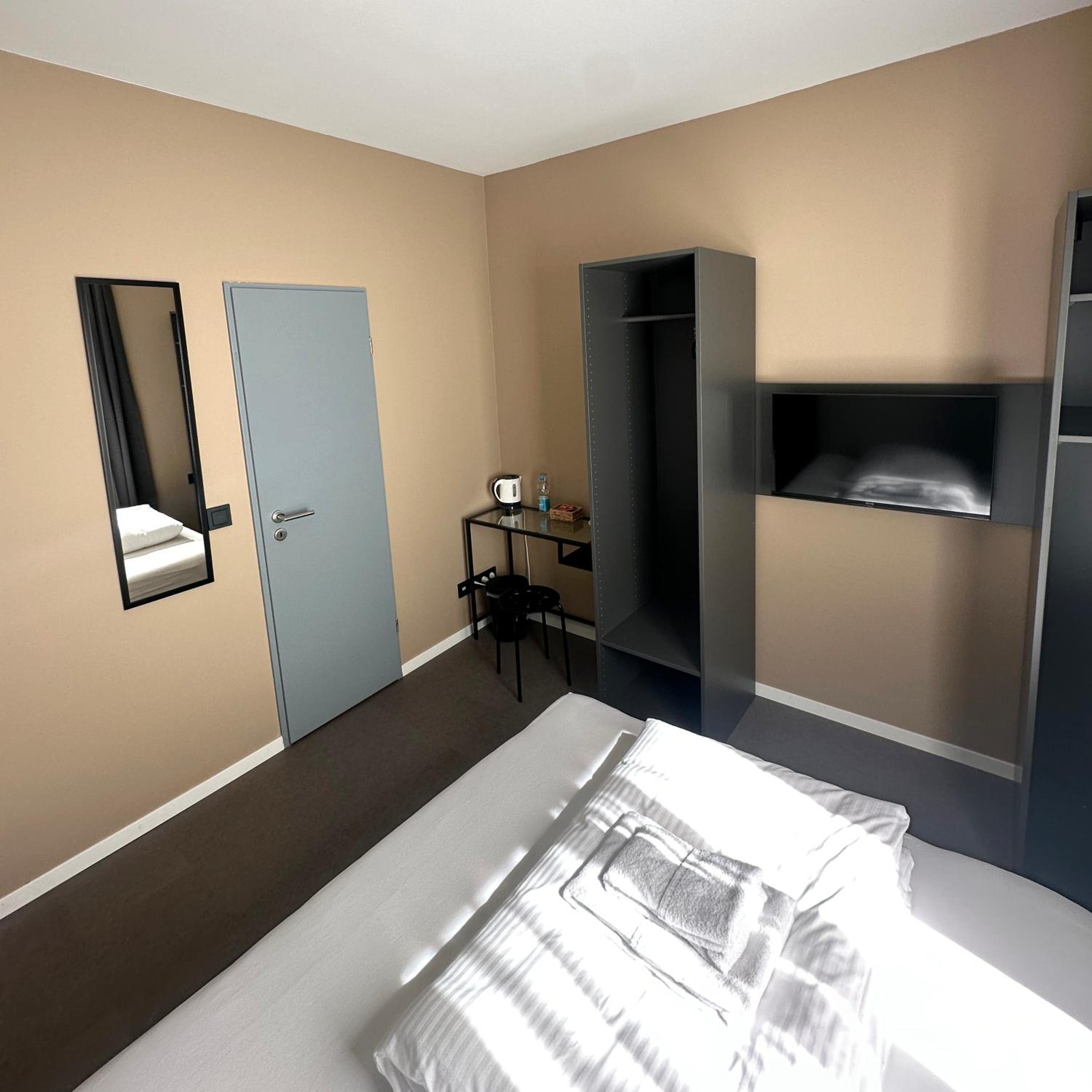 Single Room with Bathroom