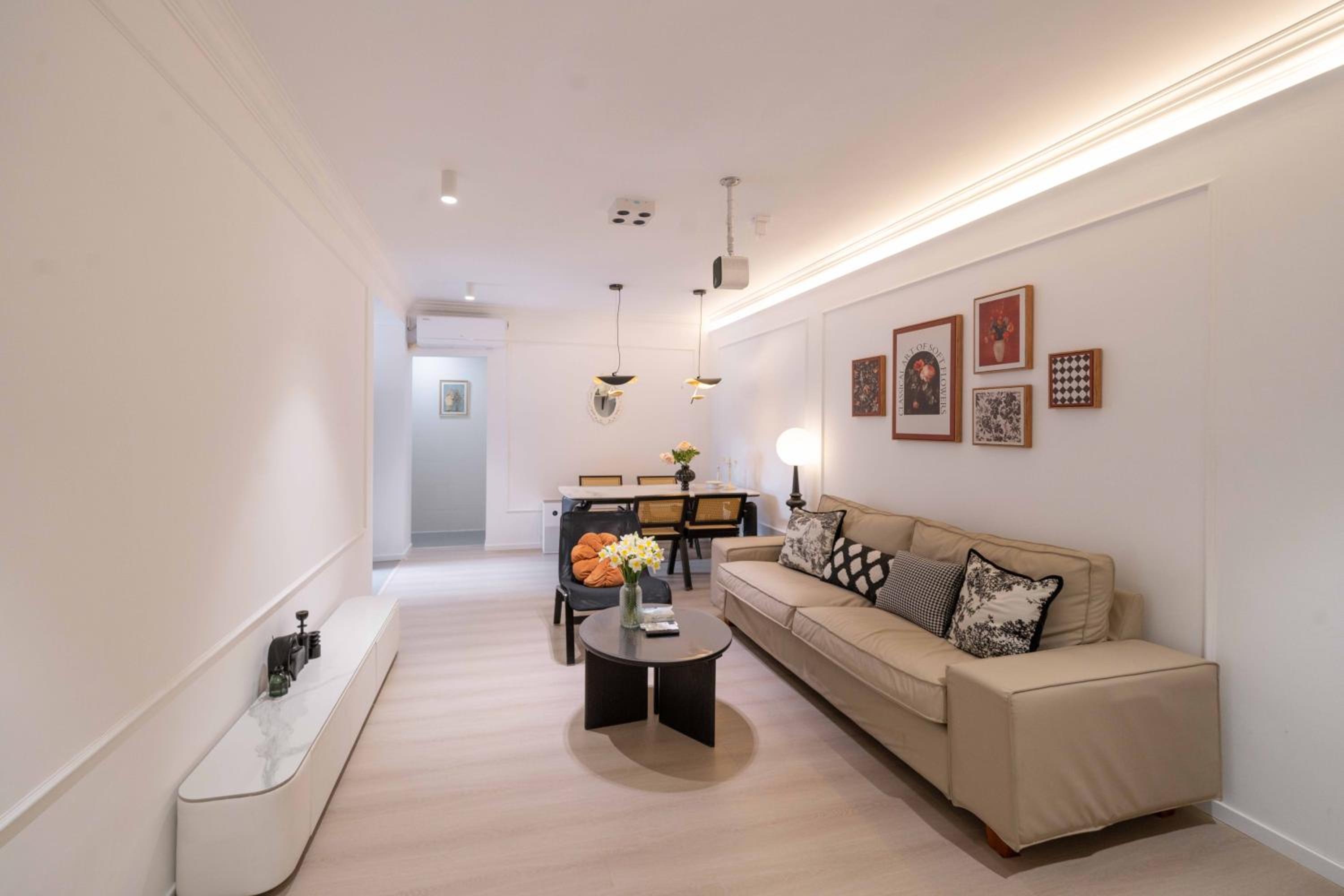 Superior Apartment with City View