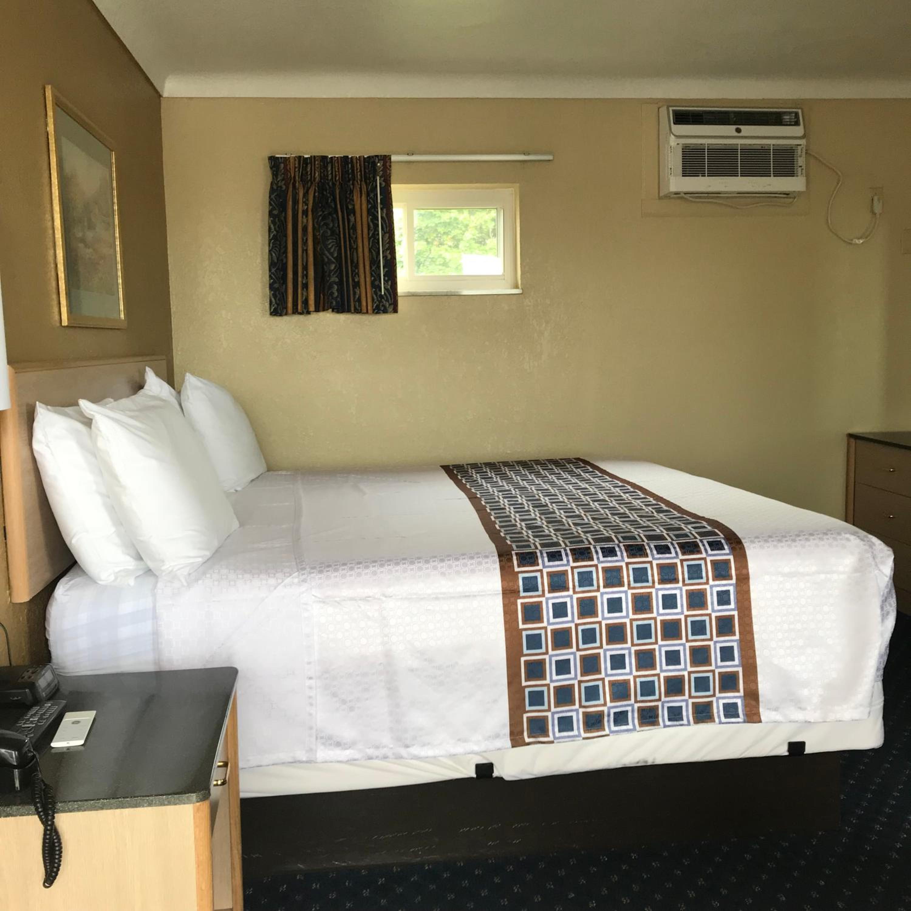 Deluxe King Room photo 1