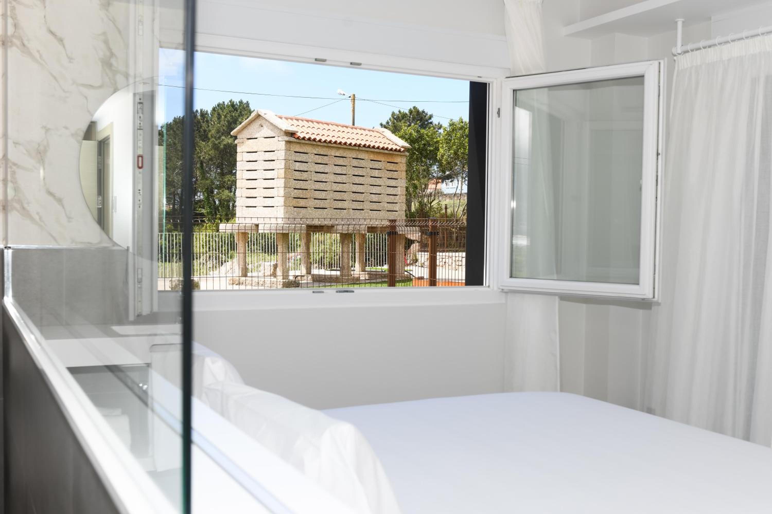 Double or Twin Room with Terrace